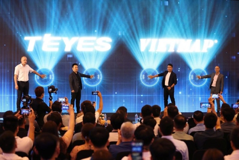 Vietmap Ra Mắt Màn Hình Teyes CC3L 360 Và Lite Cho Xe Việt