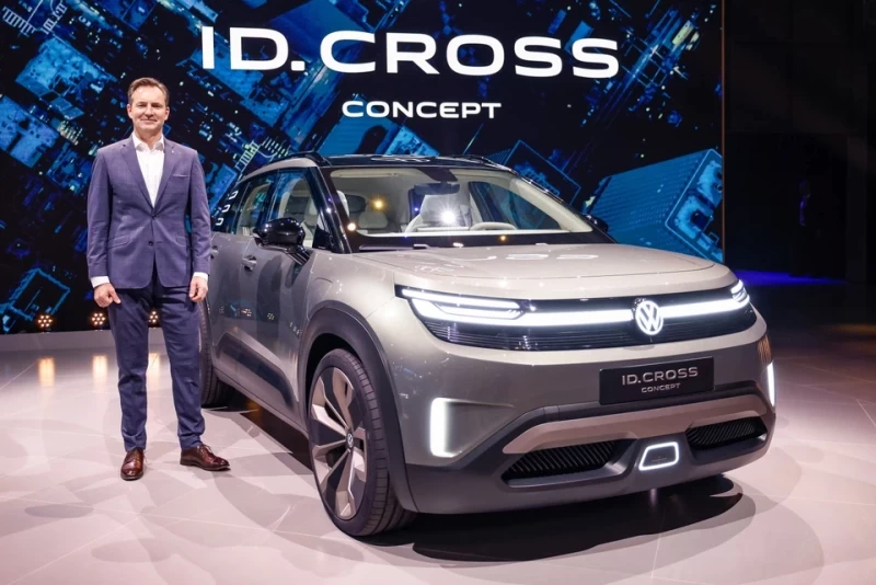 Volkswagen Tái Định Hình Thiết Kế Xe Điện: CEO Schafer Chuộng Tay Nắm Cửa Truyền Thống