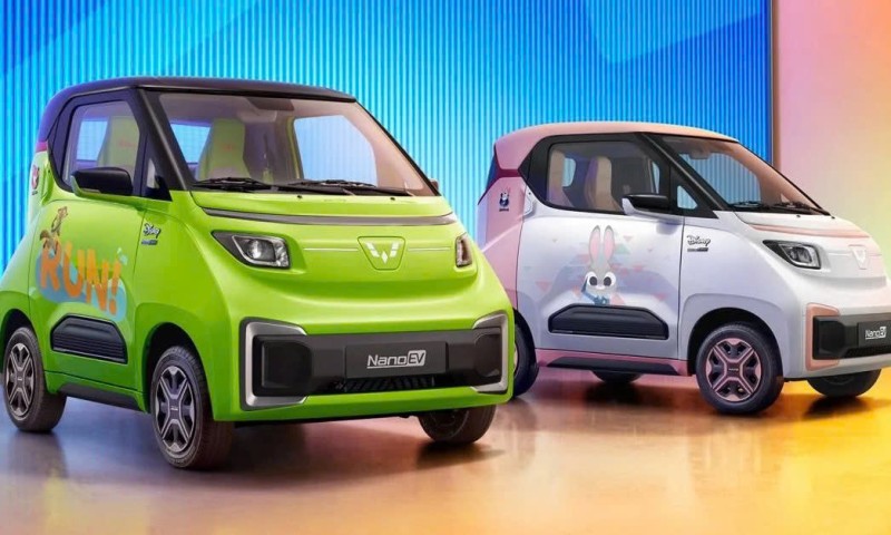 Tân Binh Ô Tô Hâm Nóng Việt Nam Cuối 2025: Minio Green, Destinator, Fronx