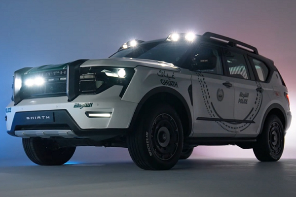 Nissan Patrol được nâng cấp hầm hố dùng làm xe cảnh sát tại Dubai