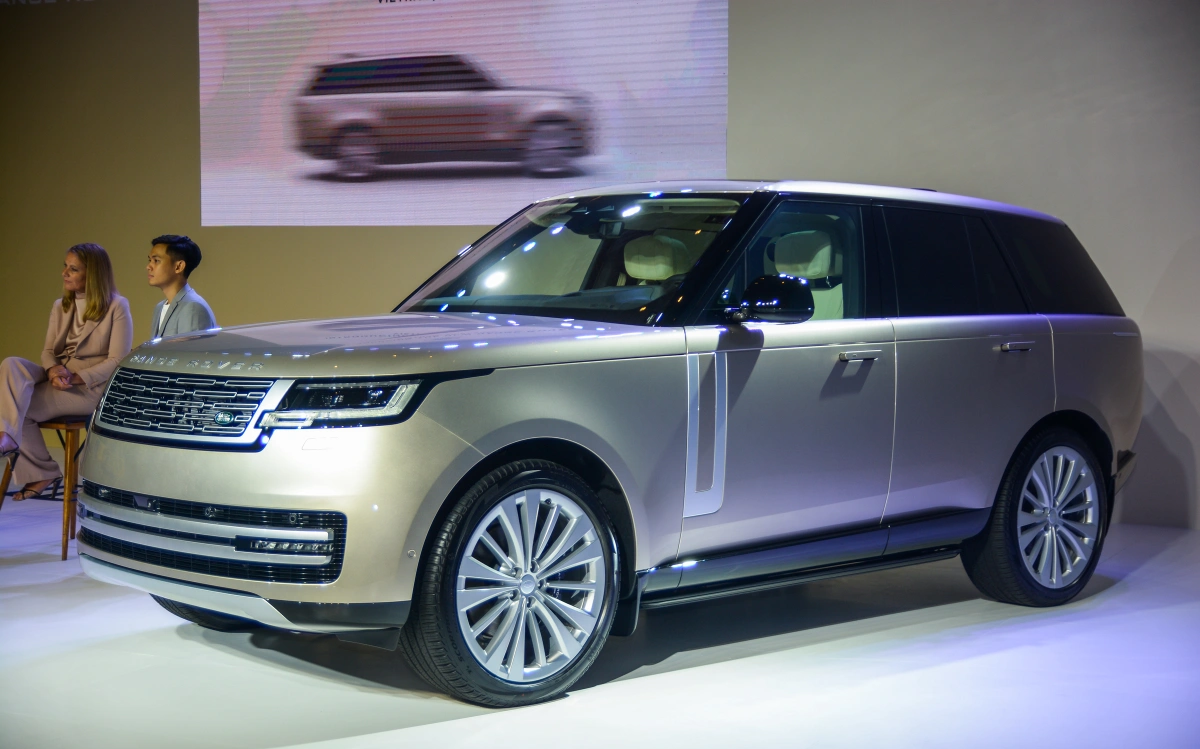 Chi tiết mẫu SUV cỡ lớn Range Rover 2022 ra mắt ở Việt Nam, giá khởi điểm trên 11 tỷ đồng
