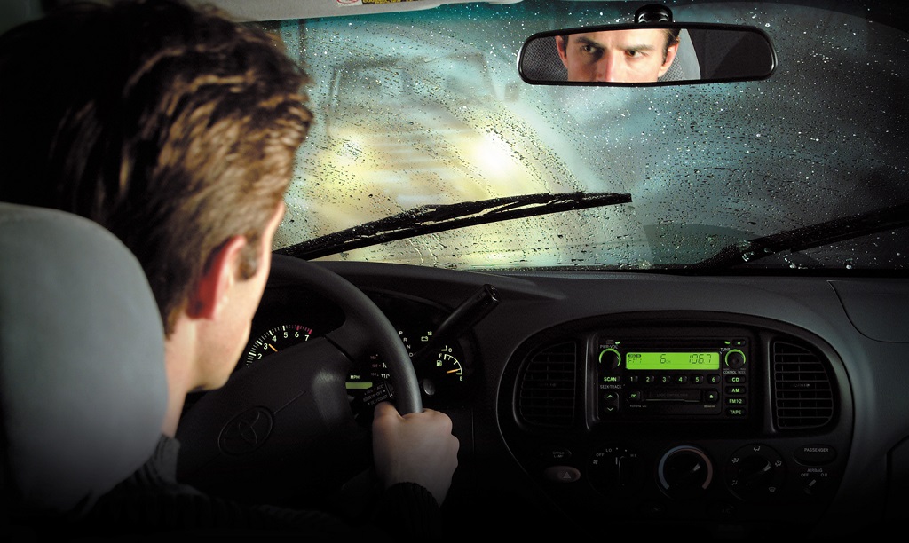 Những bộ phận cần kiểm tra thường xuyên để đảm bảo an toàn cho xe ô tô vào mùa mưa
