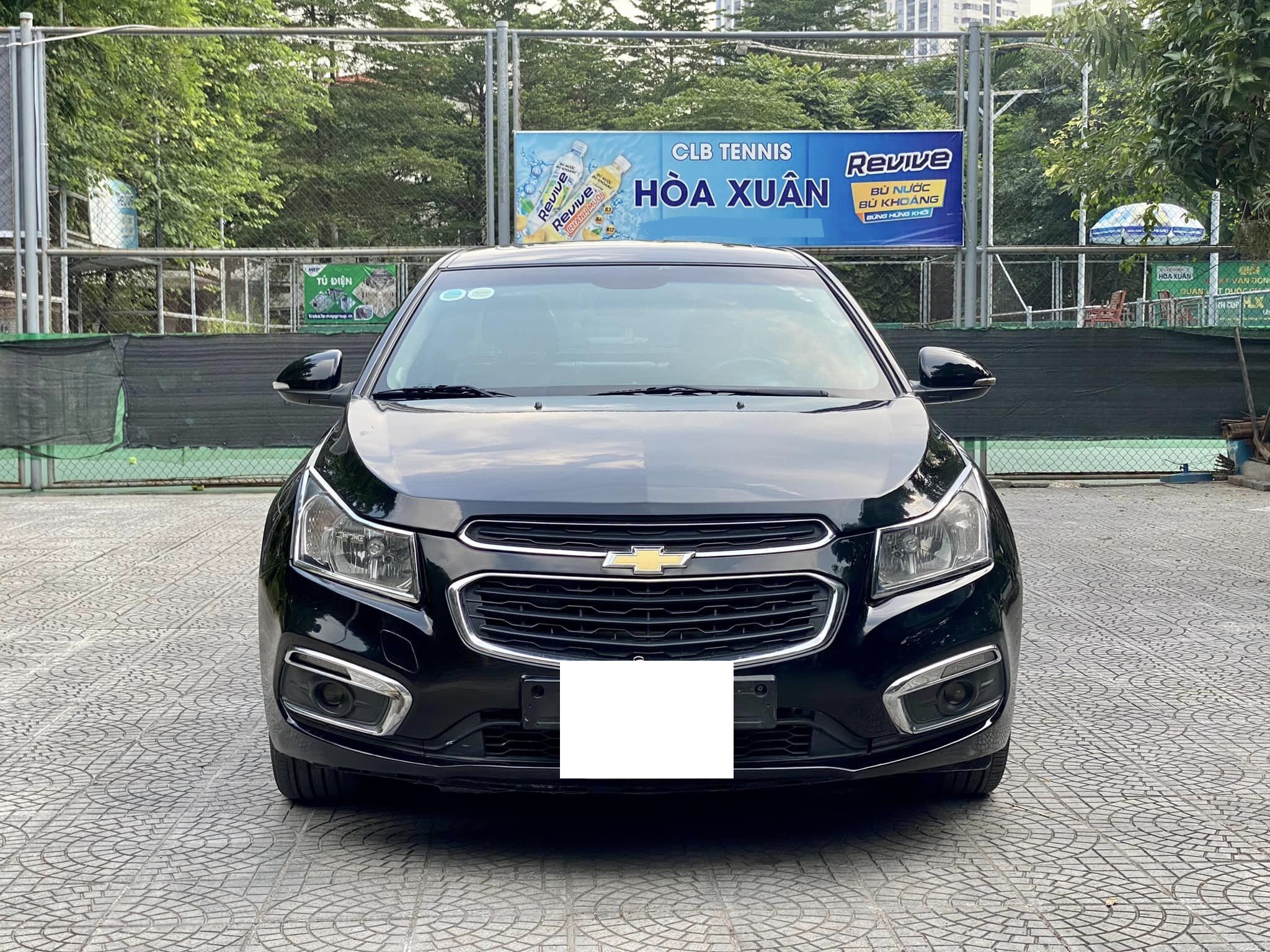 cần bán xe Chevrolet Cruze LTZ đời 2015