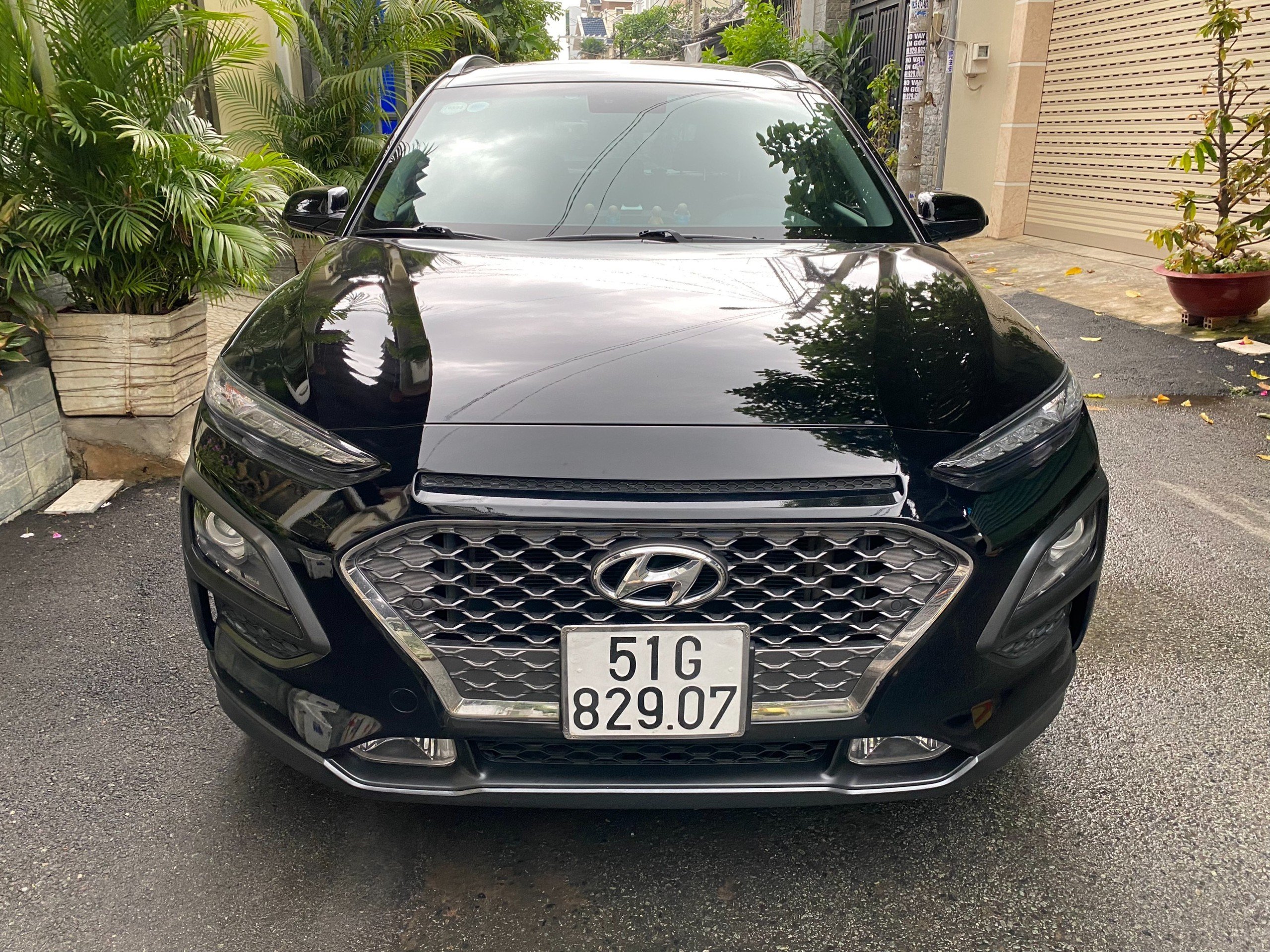 Bán xe Hyundai Kona 1.6 Turbo, đời 2019, màu Đen, nhập khẩu Thái, giá 496 triệu