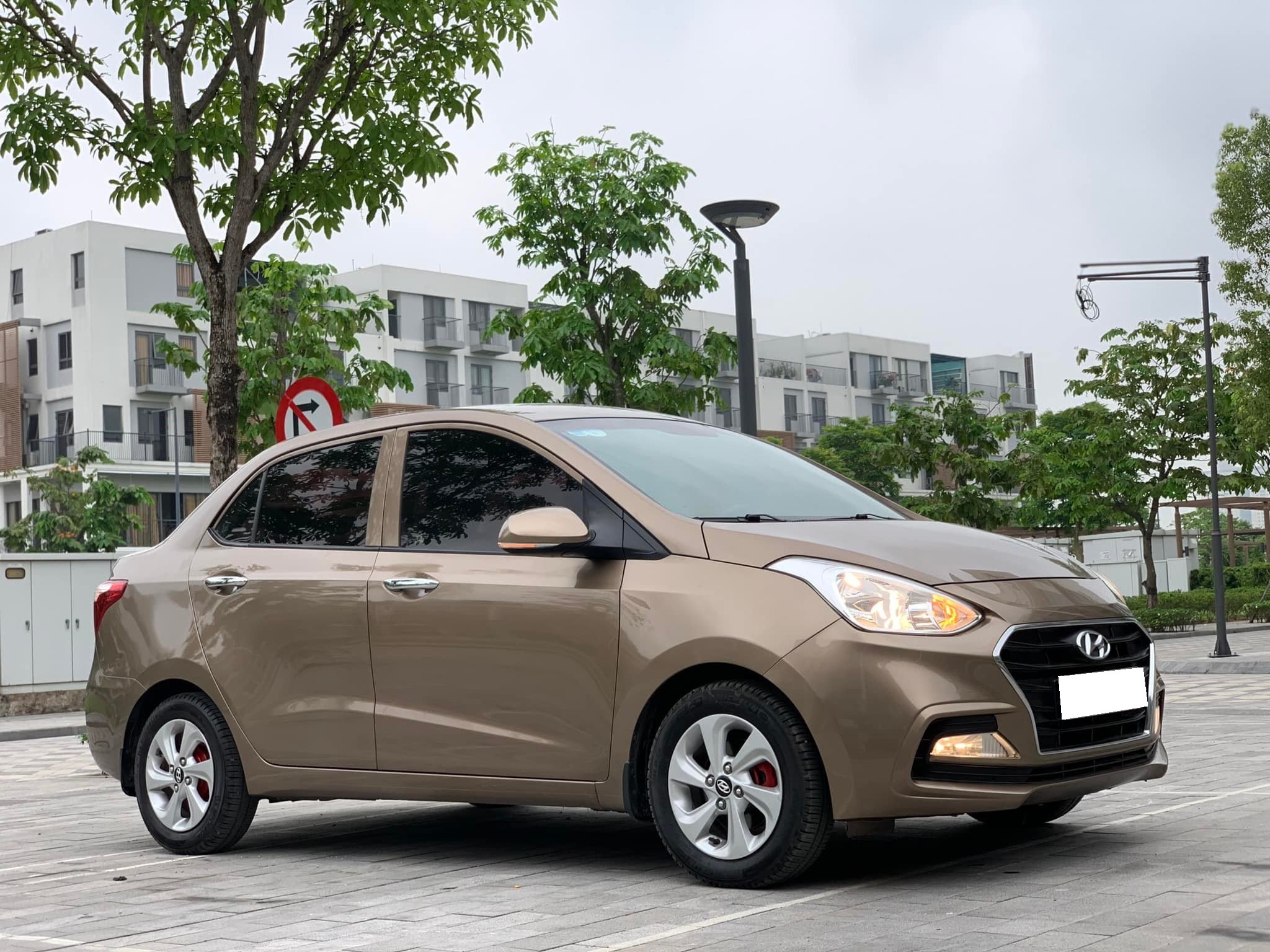 cần bán xe Hyundai i10 1.2 MT đời 2019