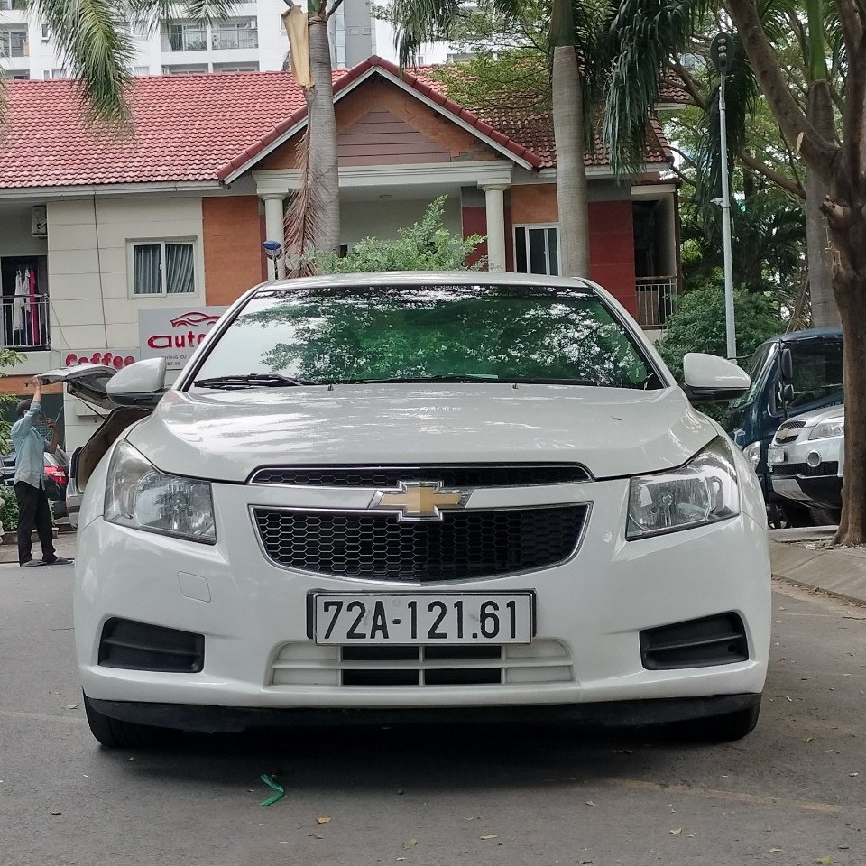 cần bán xe Chevrolet Cruze 1.6 MT đời 2010