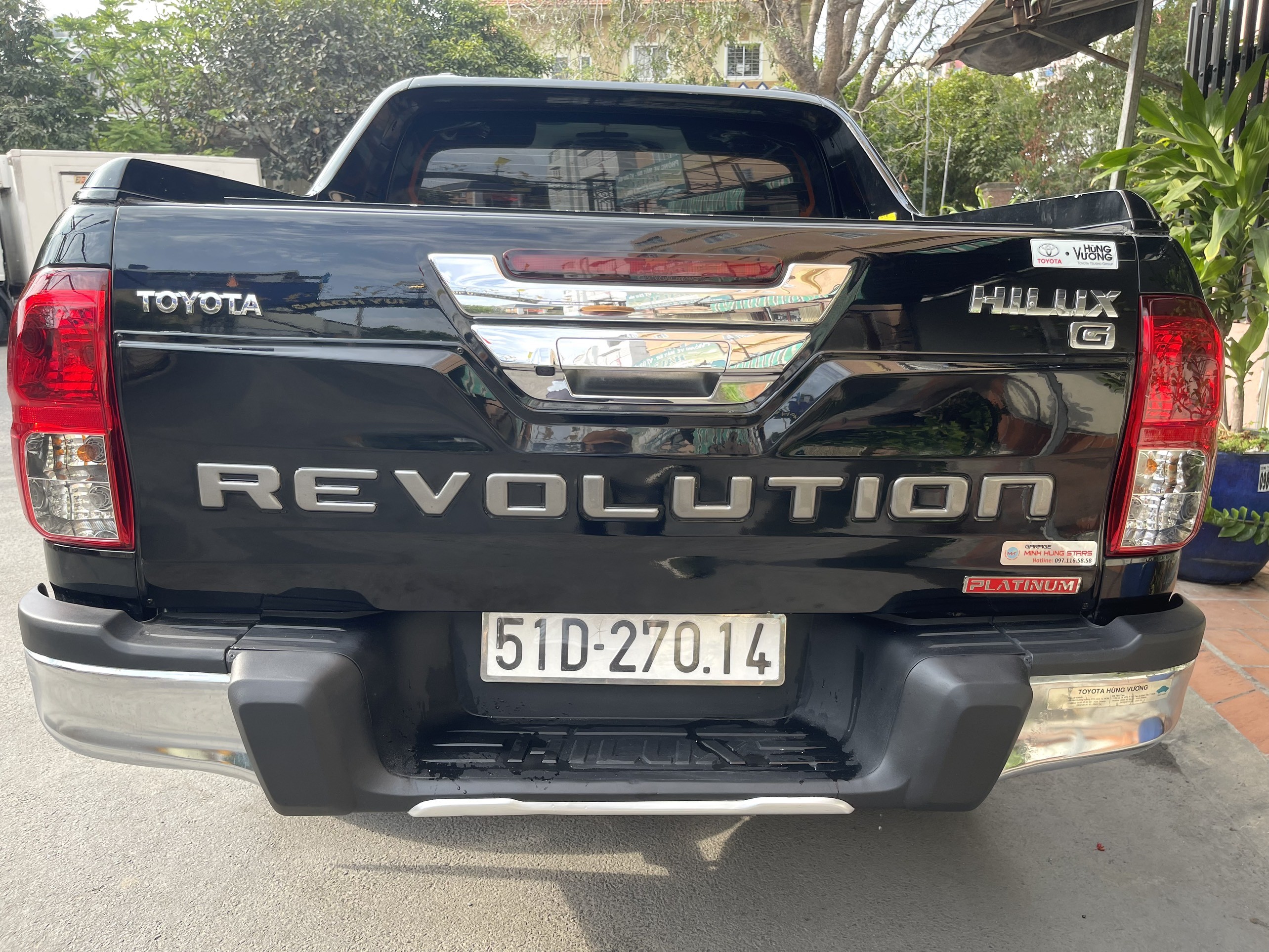 Bán xe Toyota Hilux AT 2 cầu 4x4 sx 2019