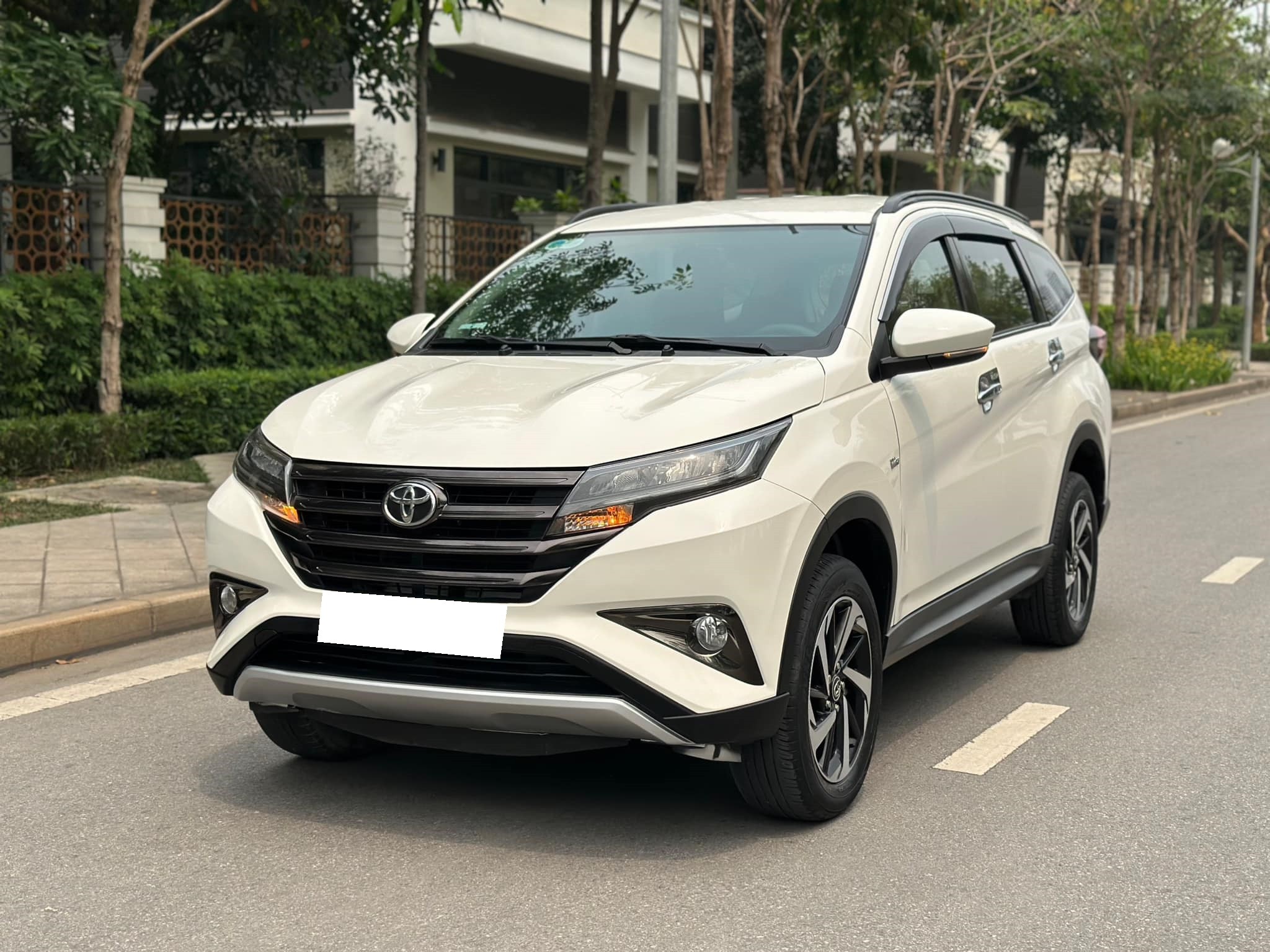 cần bán xe Toyota Rush 1.5 AT đời 2019