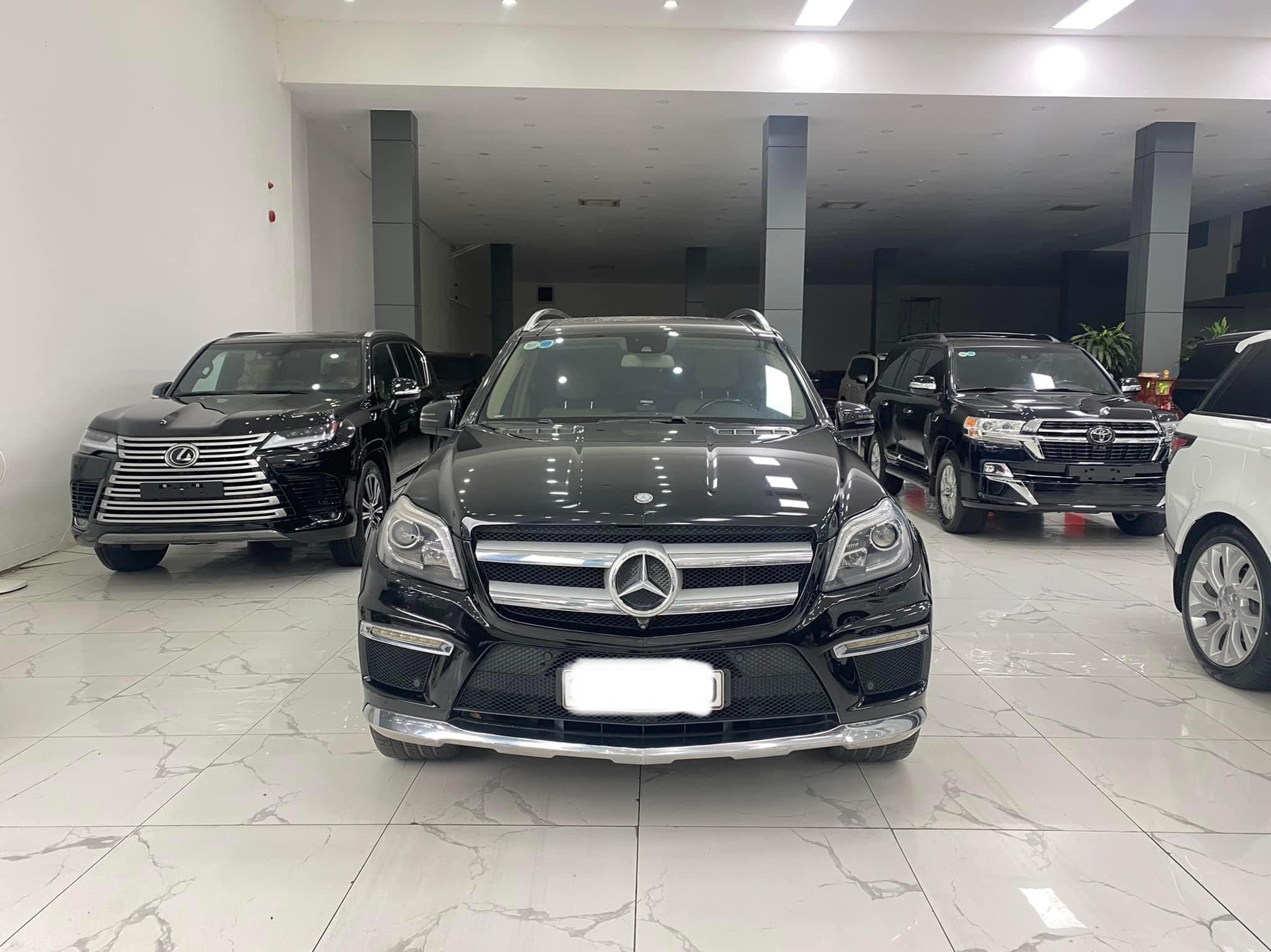 Bán Mercedes GL400 4Matic nhập Mỹ, sản xuất 2015, 1 chủ từ mới, xe siêu đẹp.