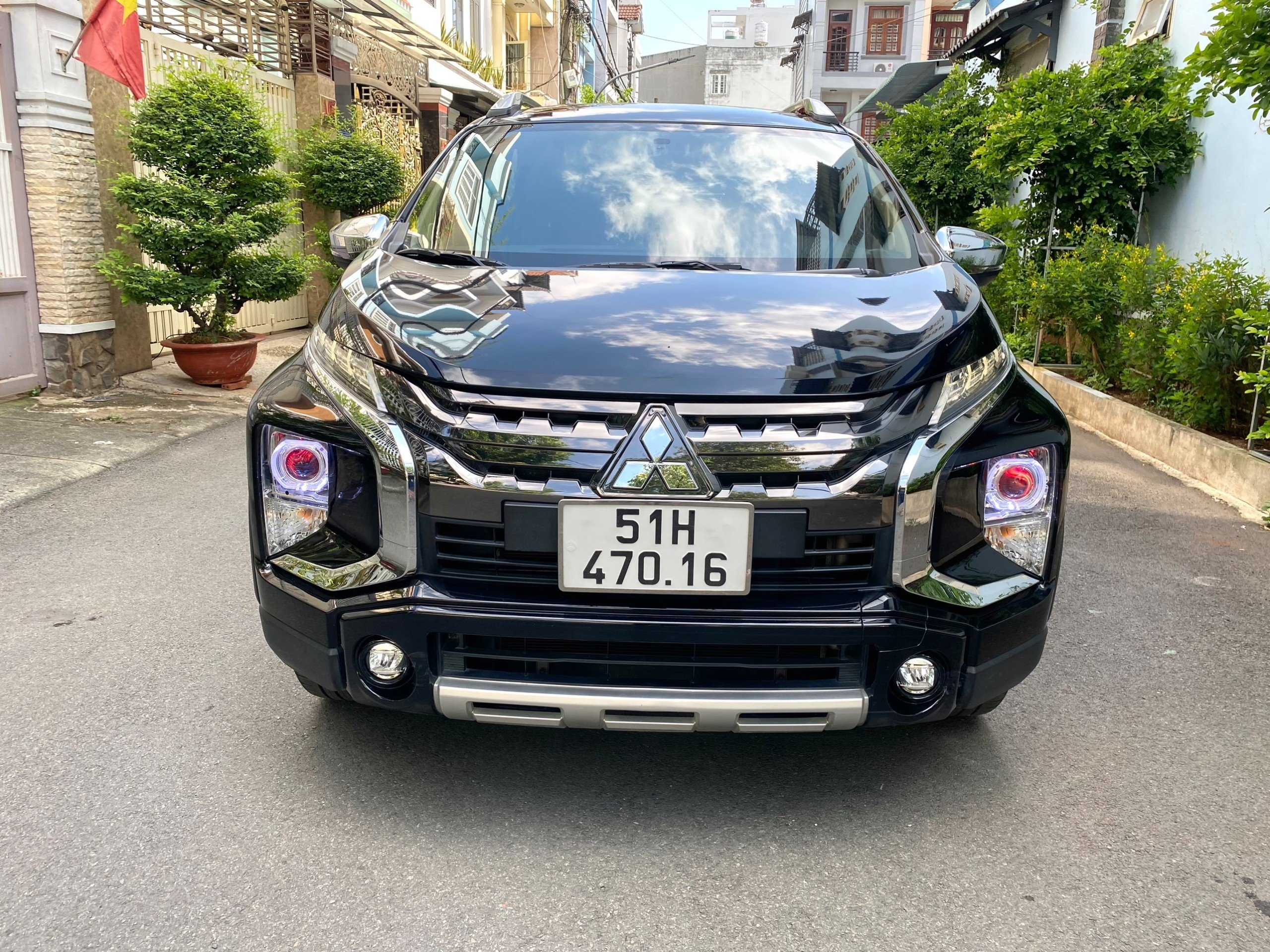 cần bán xe Mitsubishi Xpander Cross 1.5 AT đời 2021