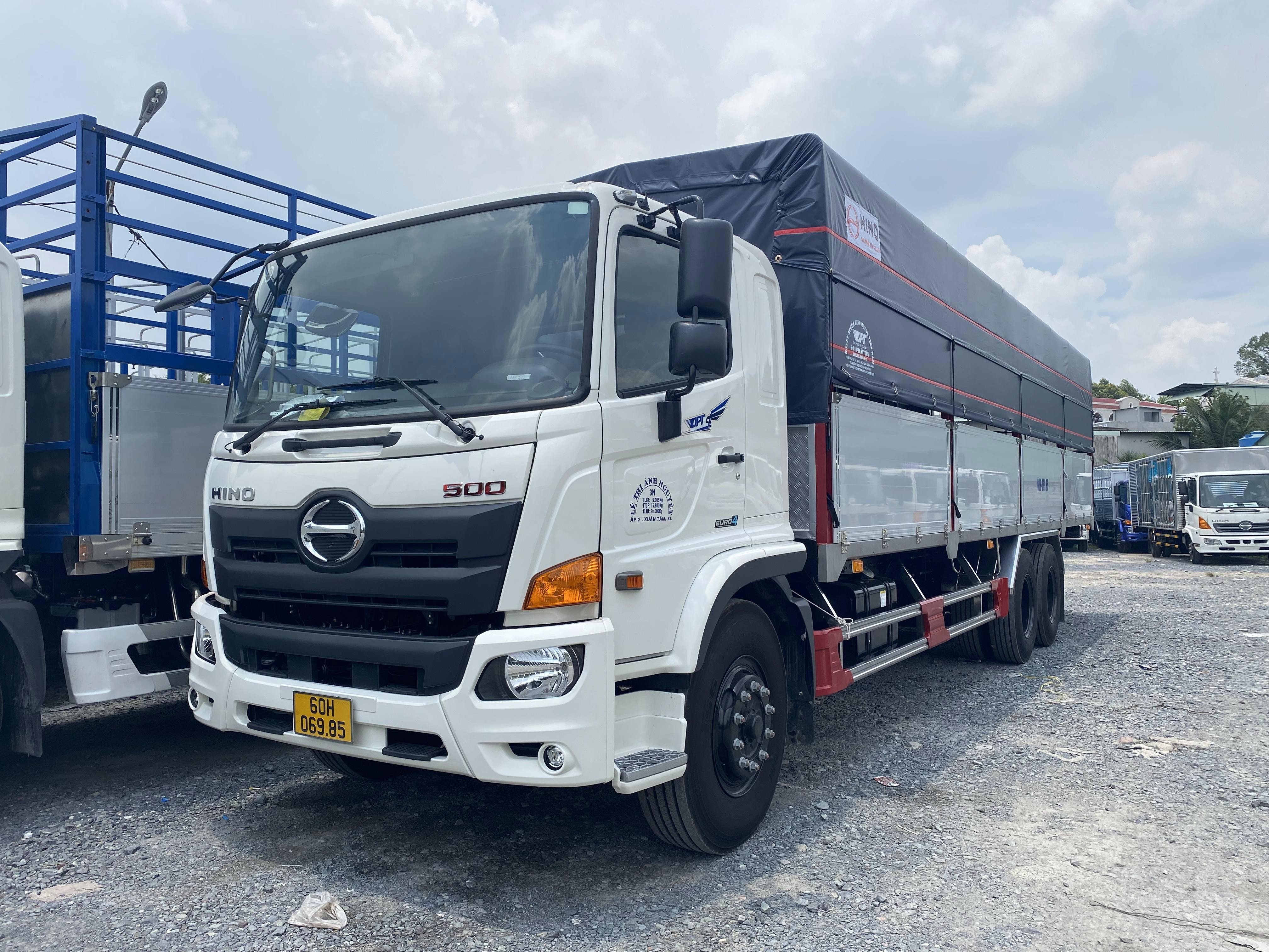 Hino 15 Tấn Thùng Nhôm Có Sẵn Giao Ngay