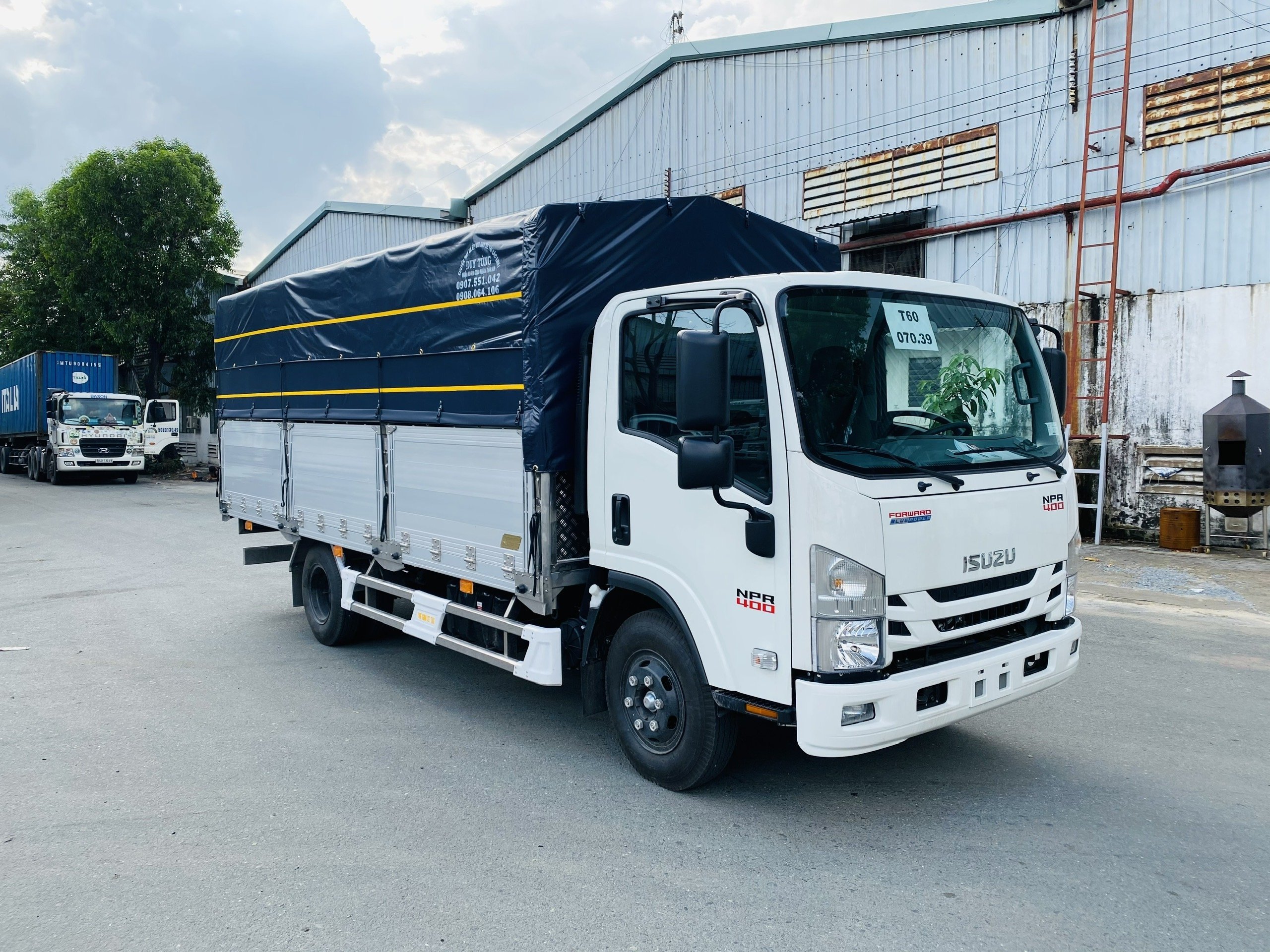 🚛SIÊU PHẨM ️🎉EM XE ISUZU NPR 400 THÙNG MUI BẠT ĐẸP LUNG LINH