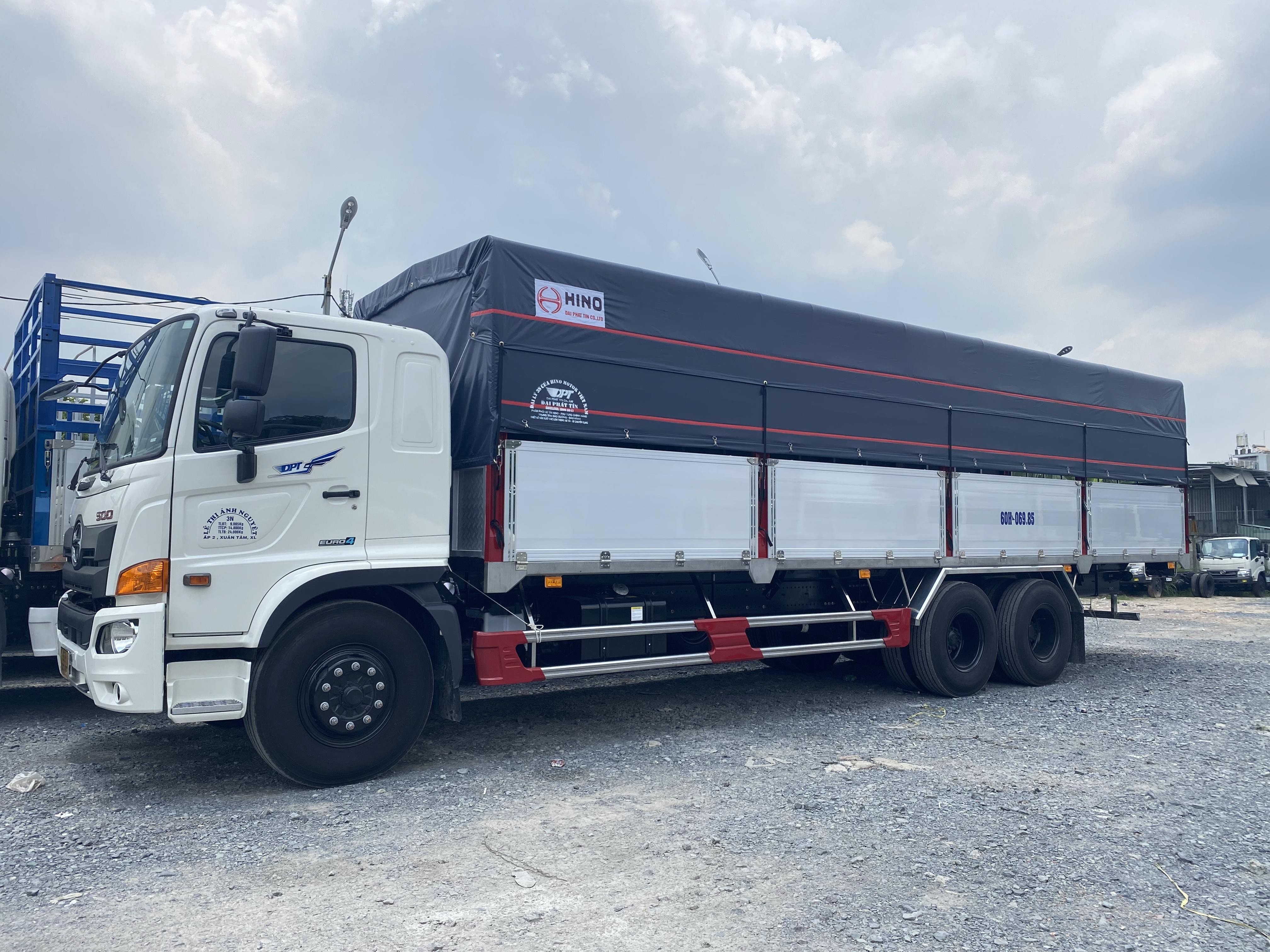 Hino 15 Tấn Thùng Nhôm Có Sẵn Giao Ngay