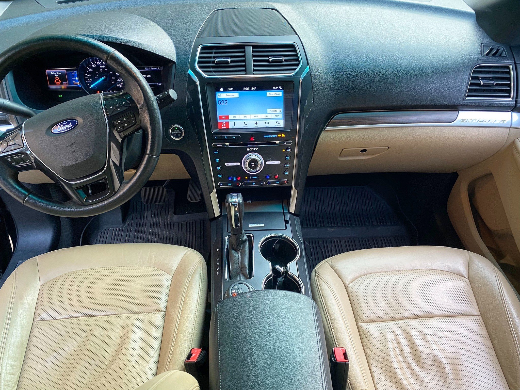 Bán Ford Explorer model 2017 , full option, màu đen, nhập Mỹ . 