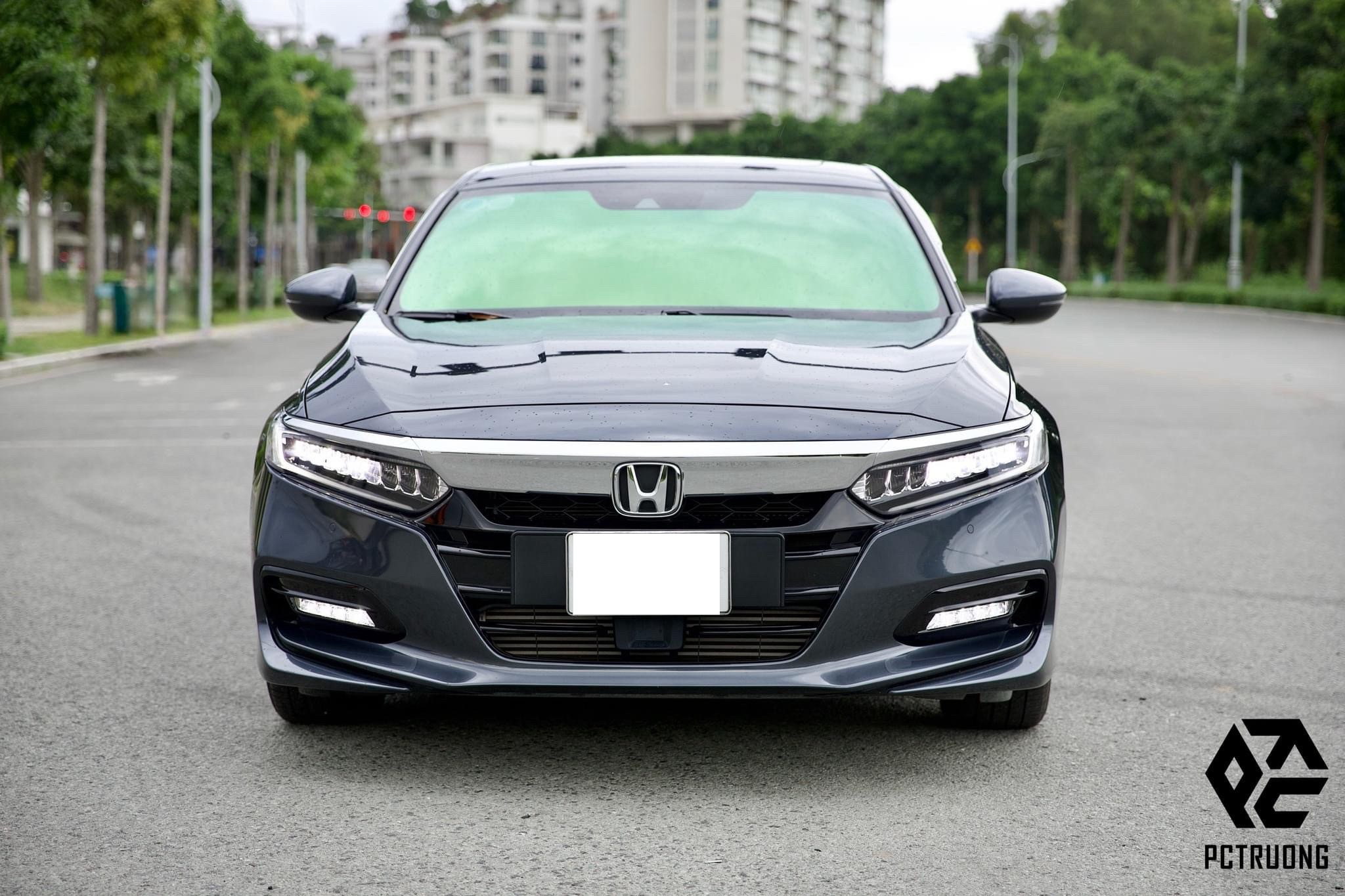 cần bán xe Honda Accord 1.5 turbo đời 2024