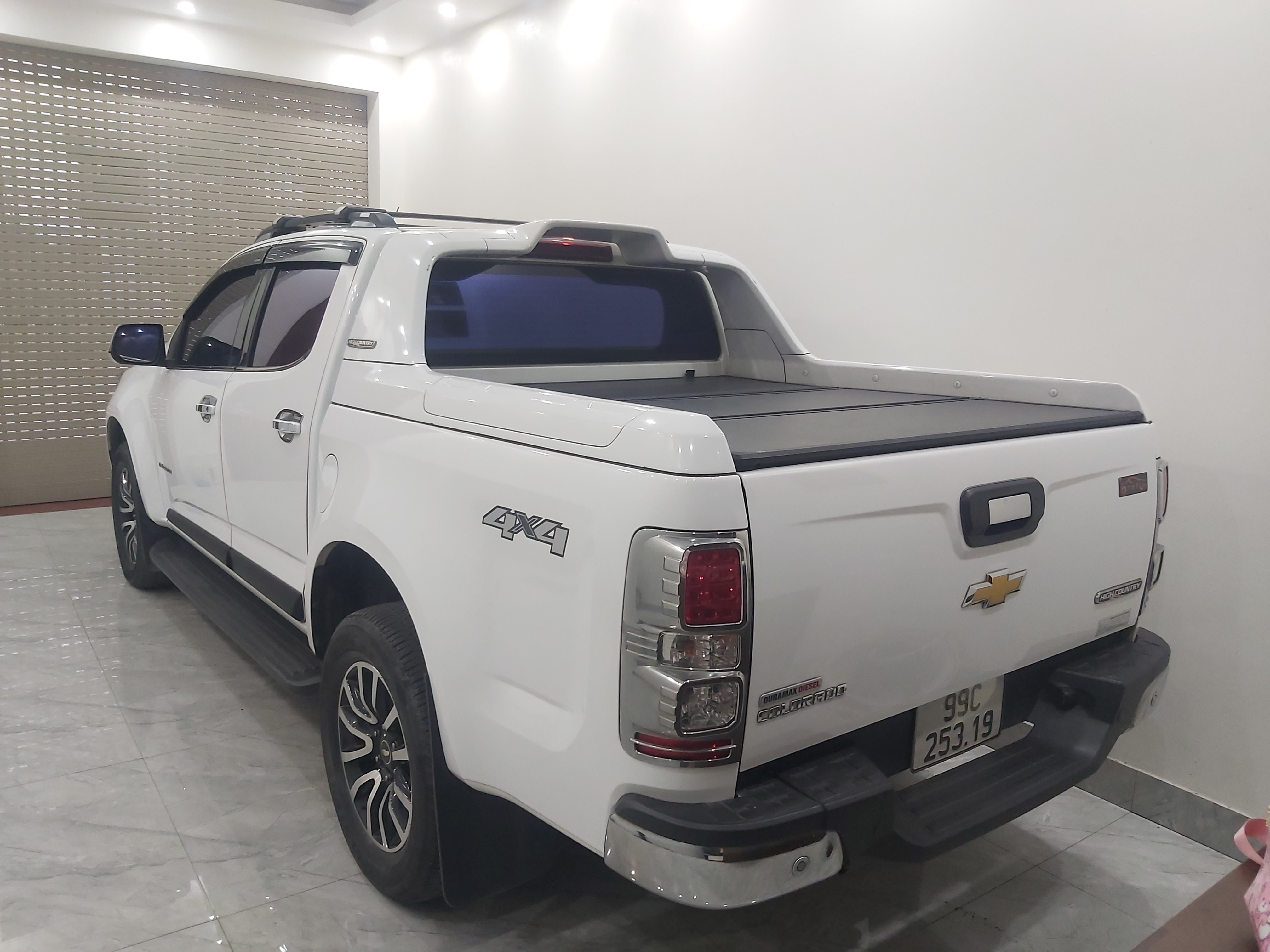 Cần bán xe Chervolet Colorado High Country 2019