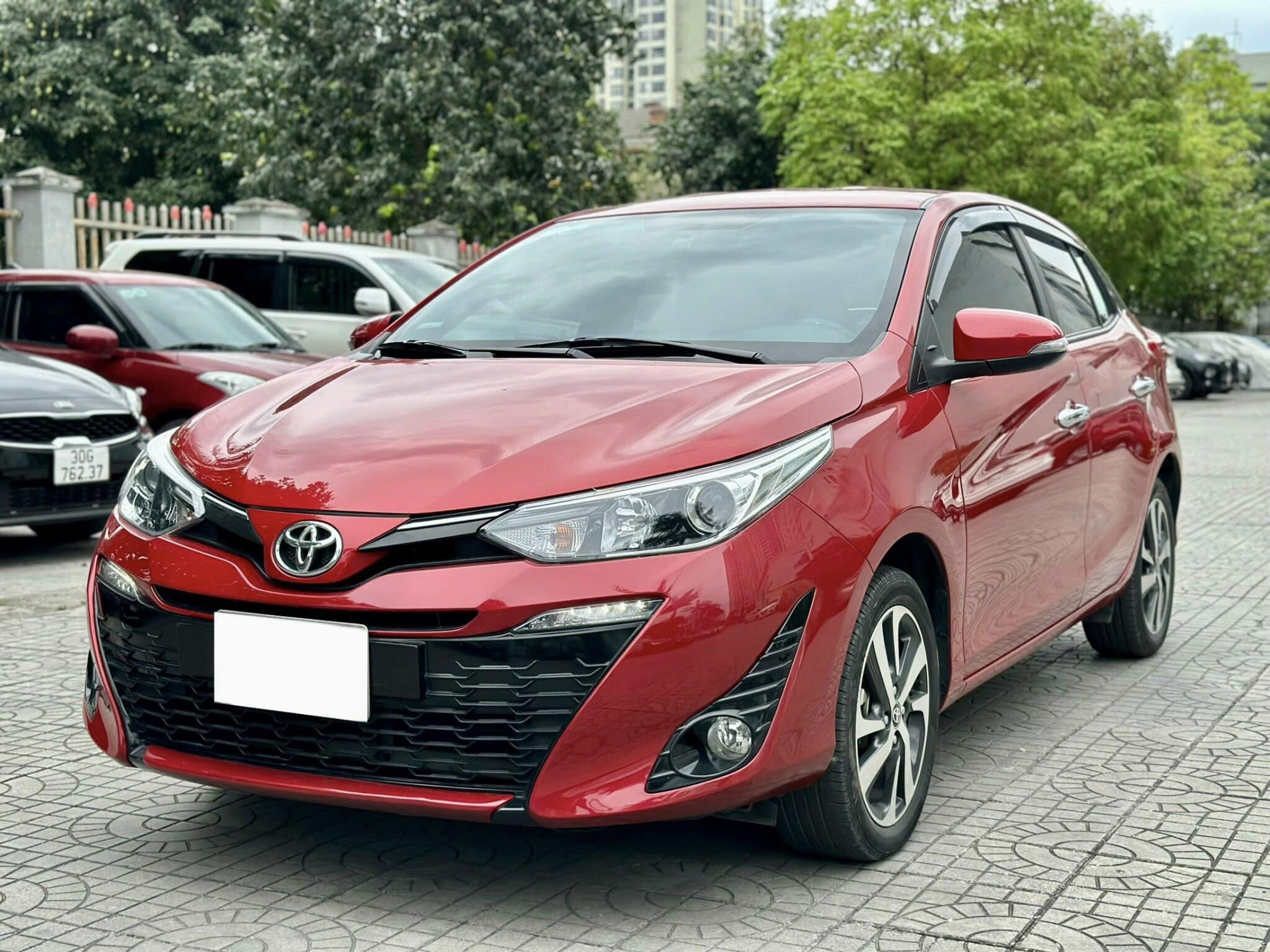 Bán xe Toyota Yaris bản G sx 2019 full option