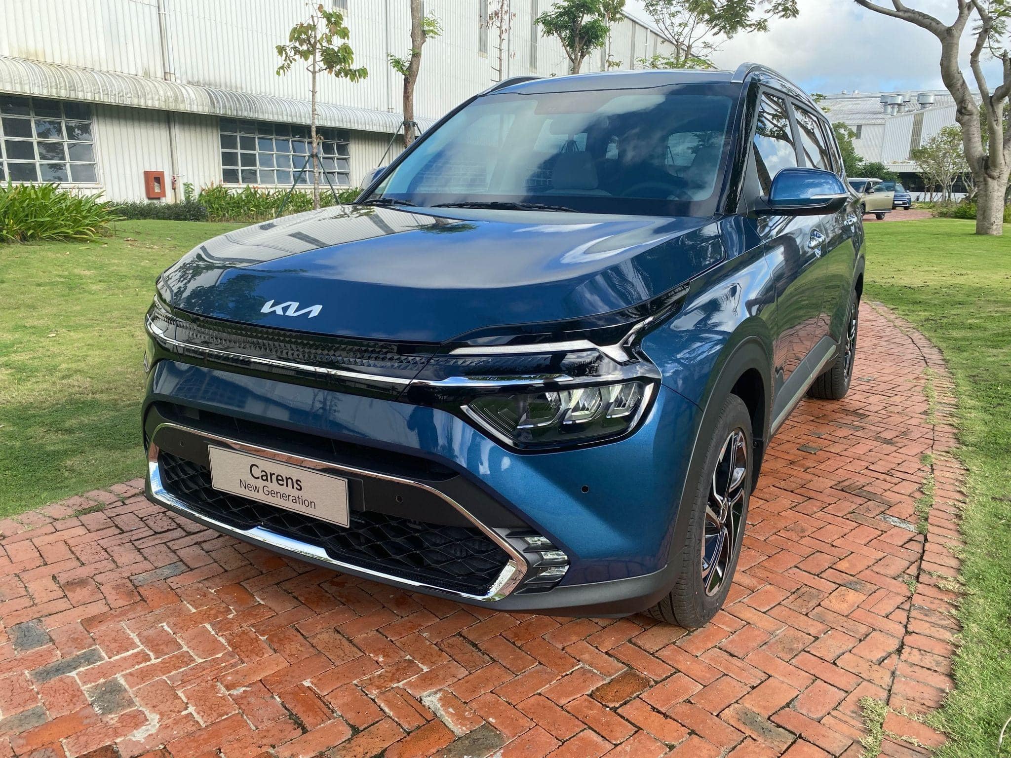 Cần bán xe KIA Carens 1.5IVT 2023