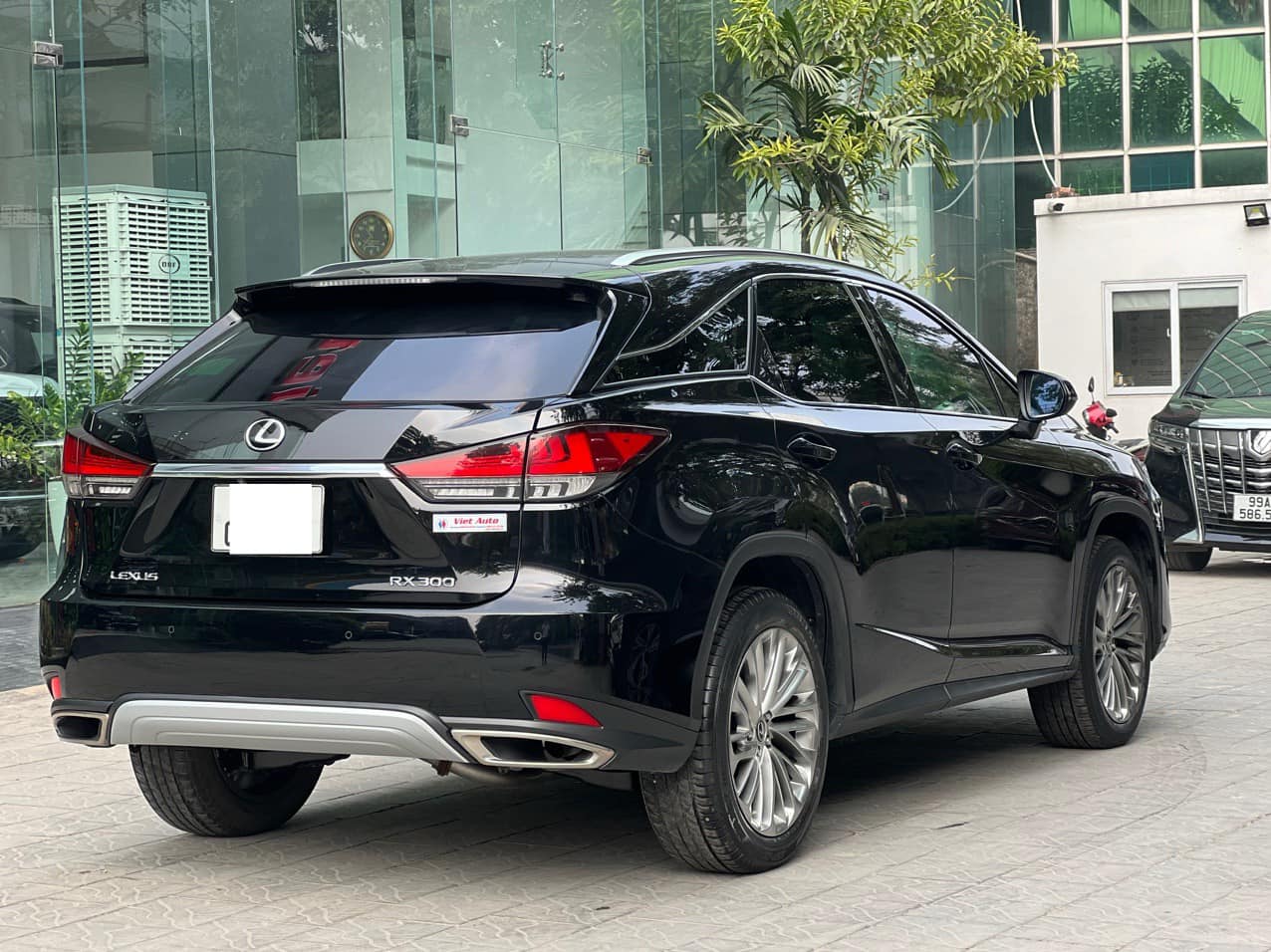 BÁN LEXUS RX300 SX 2021 MÀU ĐEN LĂN BÁNH 3 VẠN