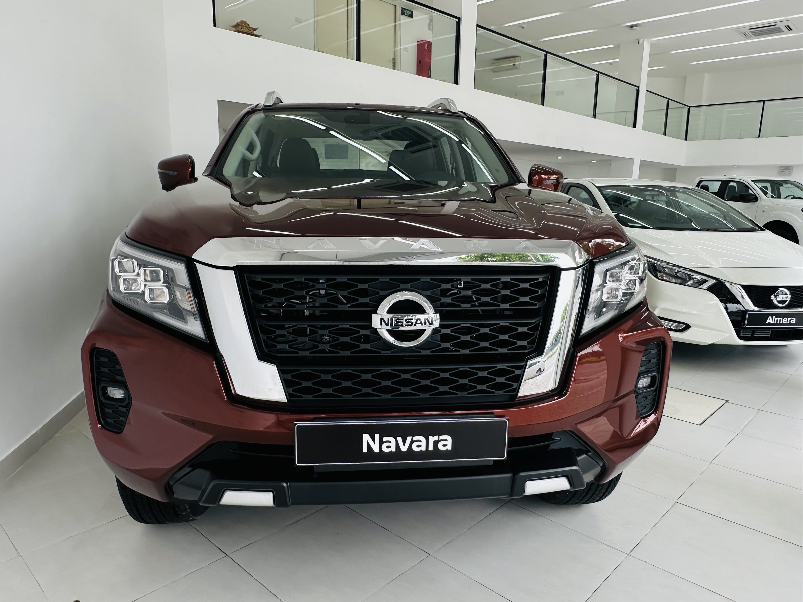 Nissan Navara Ưu đãi khủng tháng 4