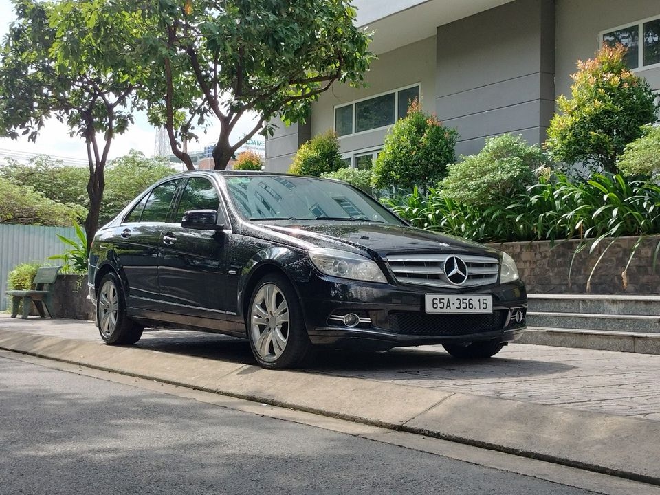 cần bán xe Mercedes Benz C200 1.8 AT đời 2008