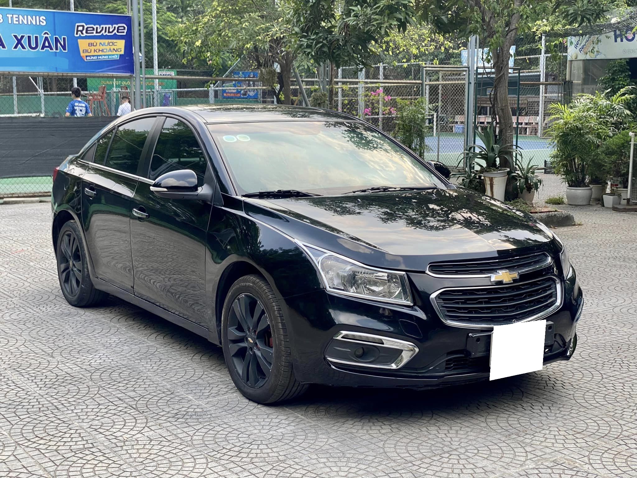 cần bán xe Chevrolet Cruze LTZ đời 2015