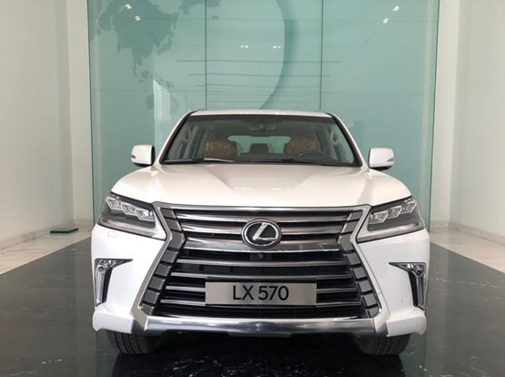 Lexus LX570 - Chuyên cơ mặt đất