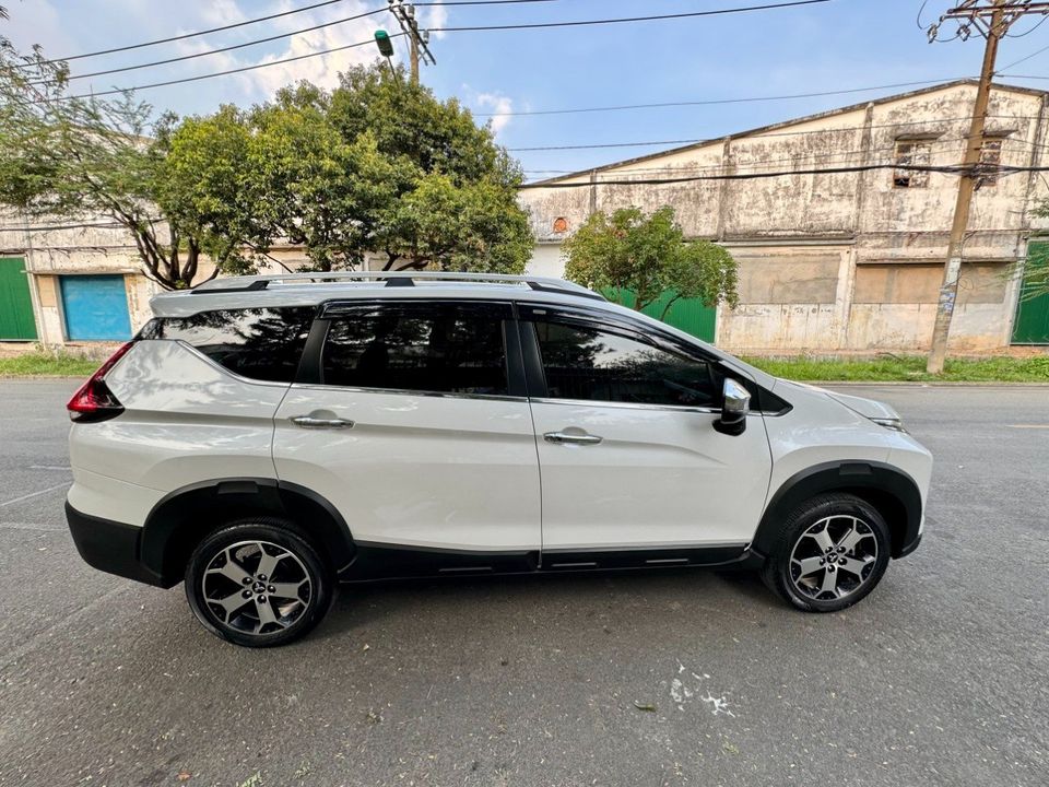 cần bán xe Mitsubishi Xpander Cross 1.5 AT đời 2023