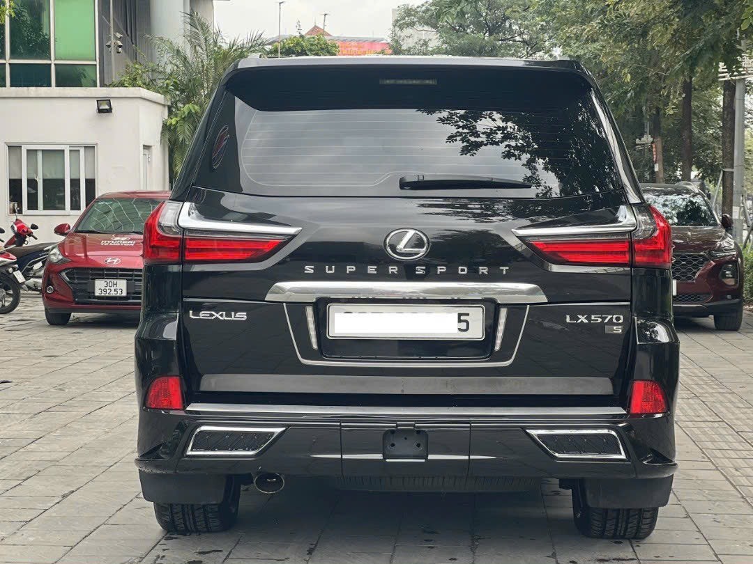 cần bán xe Lexus LX 570 super sport đời 2018