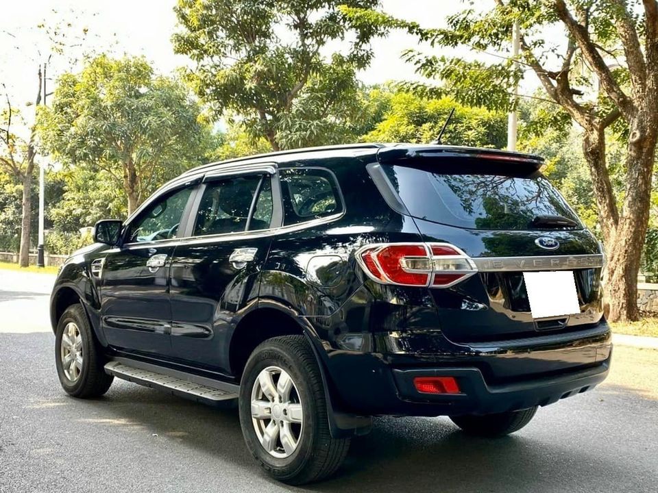 Bán xe Ford Everest 2018