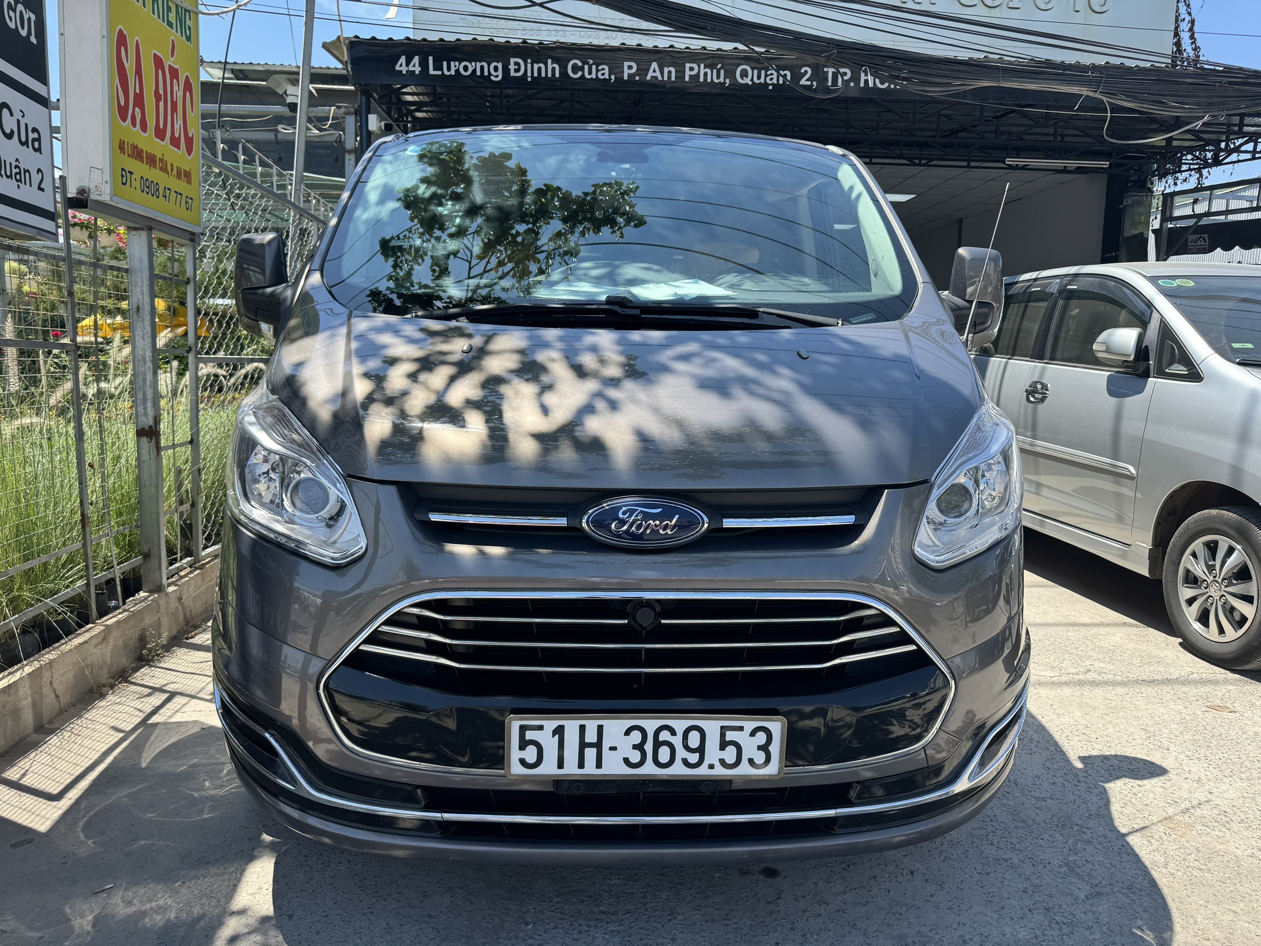 cần bán xe Ford Tourneo limousine 2.0 AT đời 2020