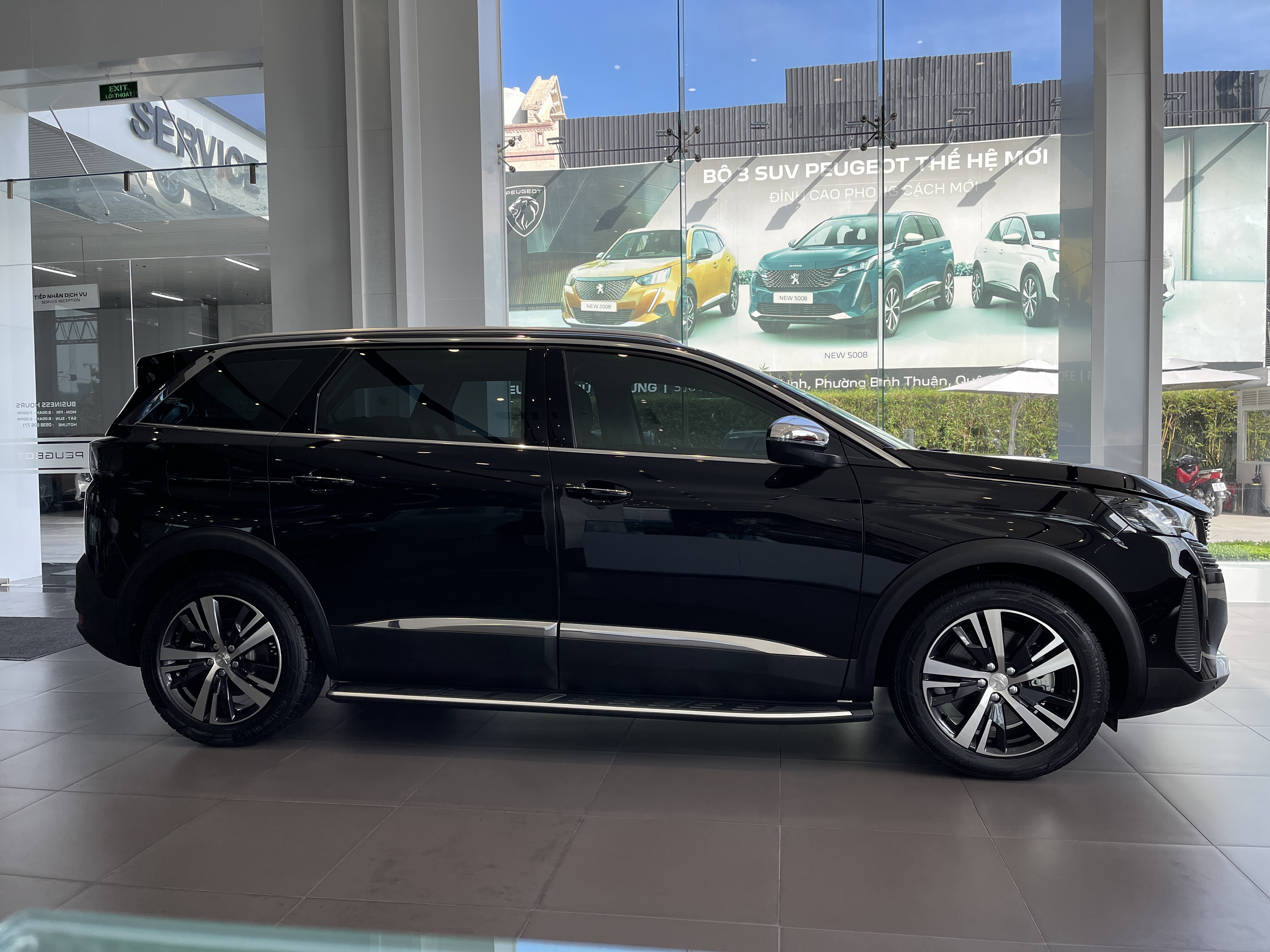 Peugeot 5008 Premium SUV 7 chỗ