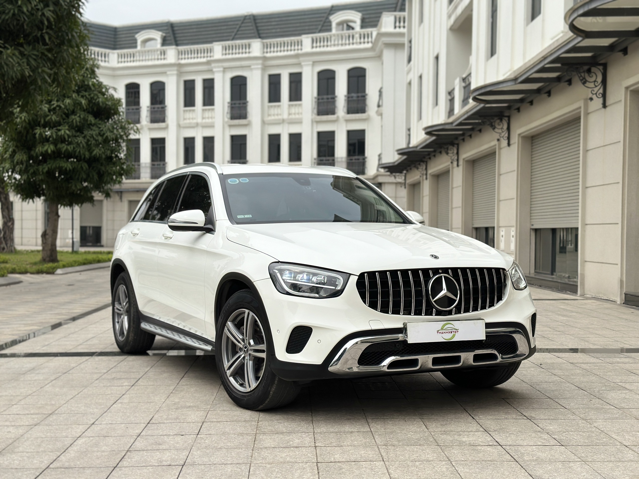 Cần bán xe Mercedes Benz GLC 200 2.0 đời 2021