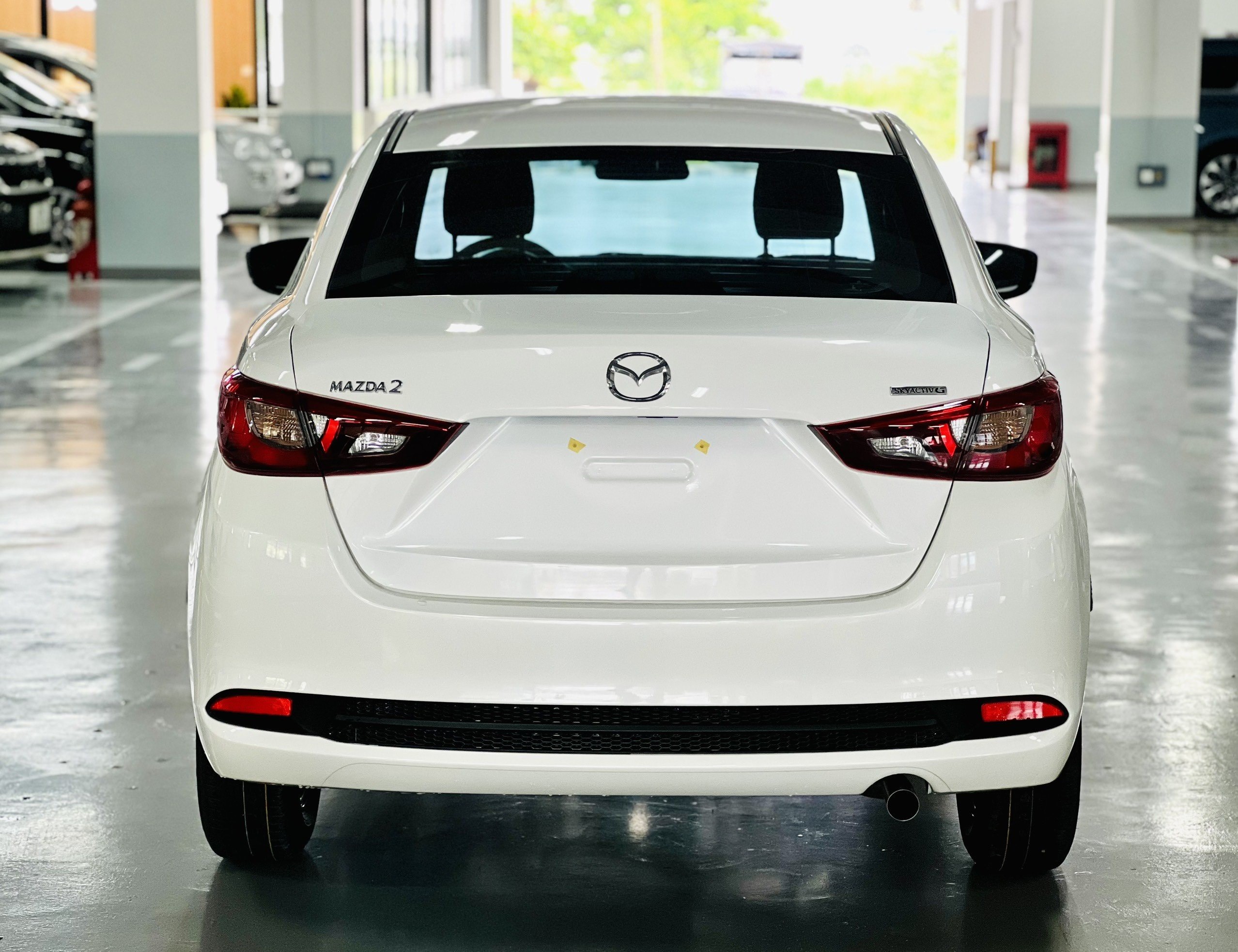 Bán xe New Mazda2 1.5L AT (E5) Trắng