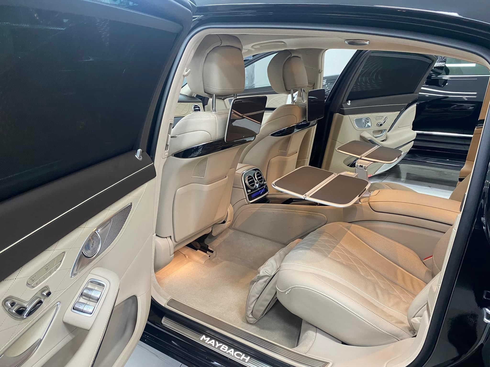 Mercedes Maybach S450, sản xuất 2017, lăn bánh 4 vạn km, giá hơn 3 tỷ.