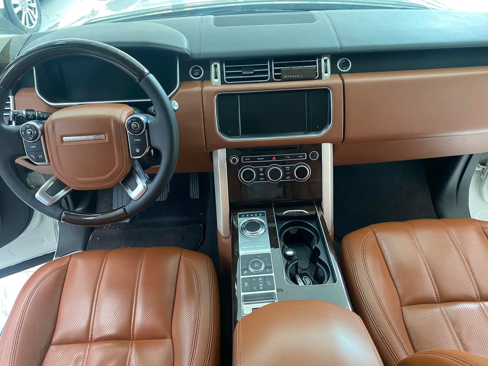 Bán Range Rover Autobiography 5.0, Model 2014, xe chạy ít siêu đẹp.