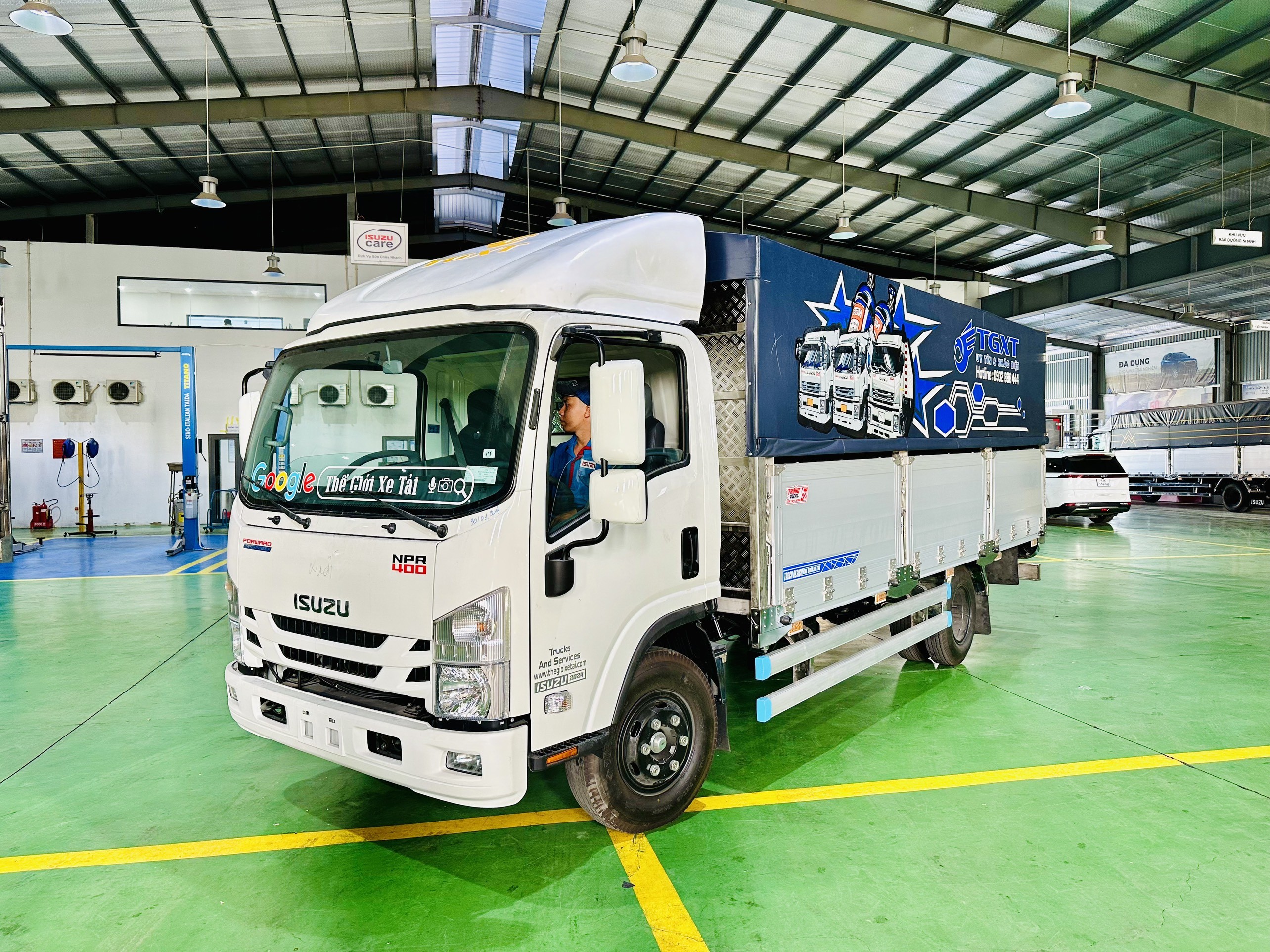 Xe tải isuzu 3,5 tấn thùng mui bạt