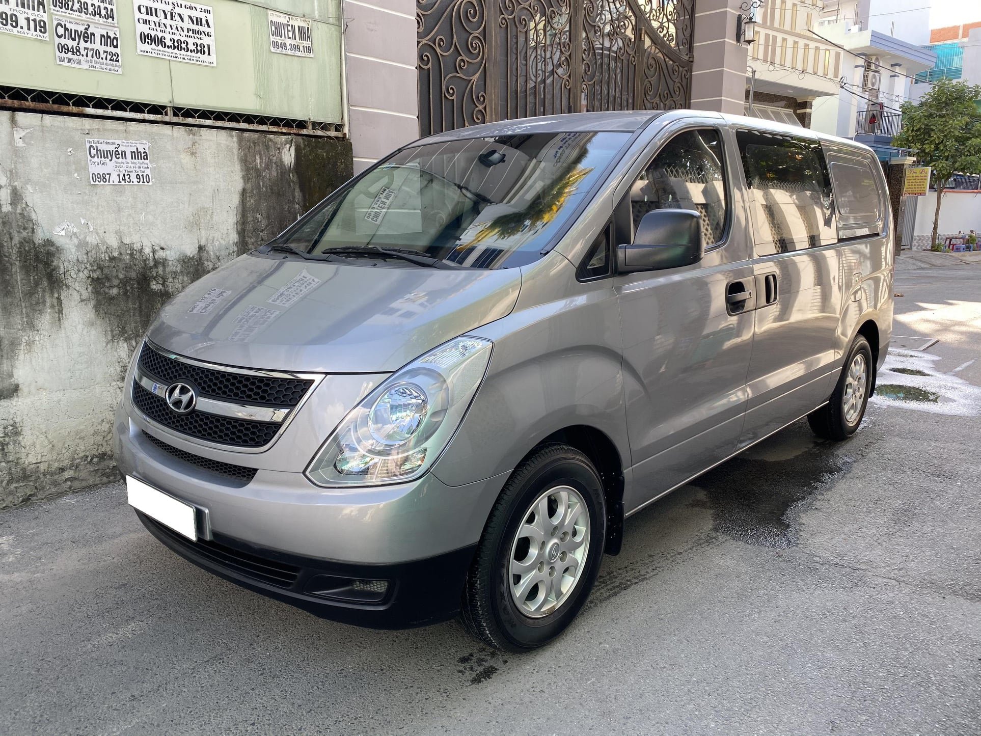 cần bán xe Hyundai Stargazer Van H1 đời 2014