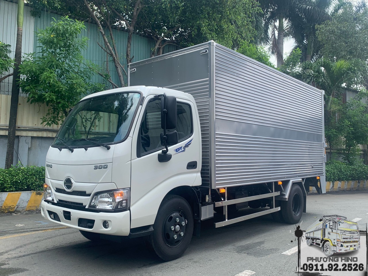 Hino XZU xe chassis đóng mới được nhiều loại thùng