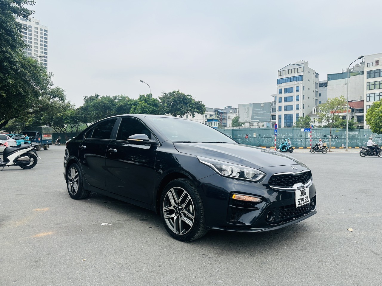 Cần bán xe Kia Cerato Luxury đời 2020