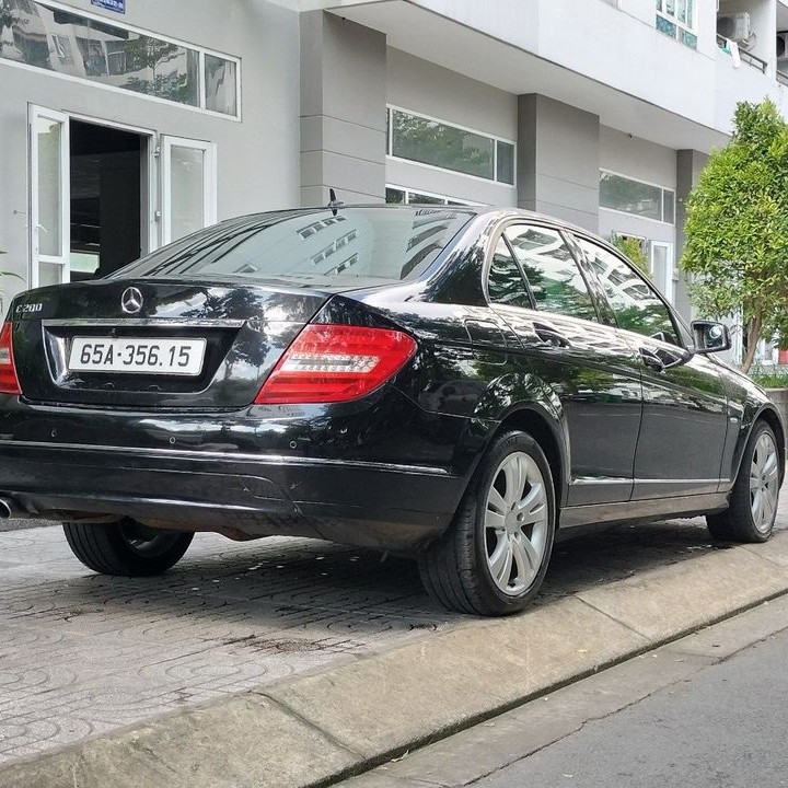 cần bán xe Mercedes Benz C200 1.8 AT đời 2008