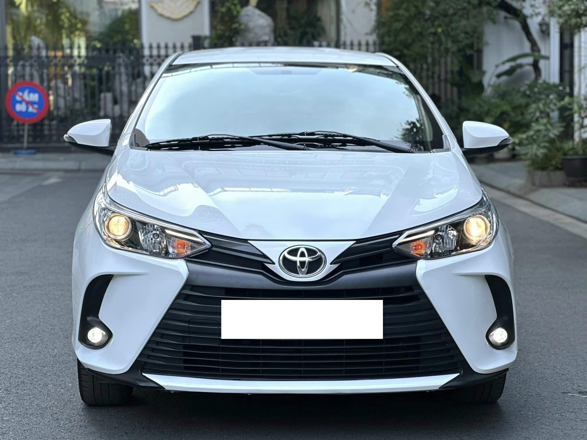 cần bán xe Toyota Vios 1.5E CVT đời 2023