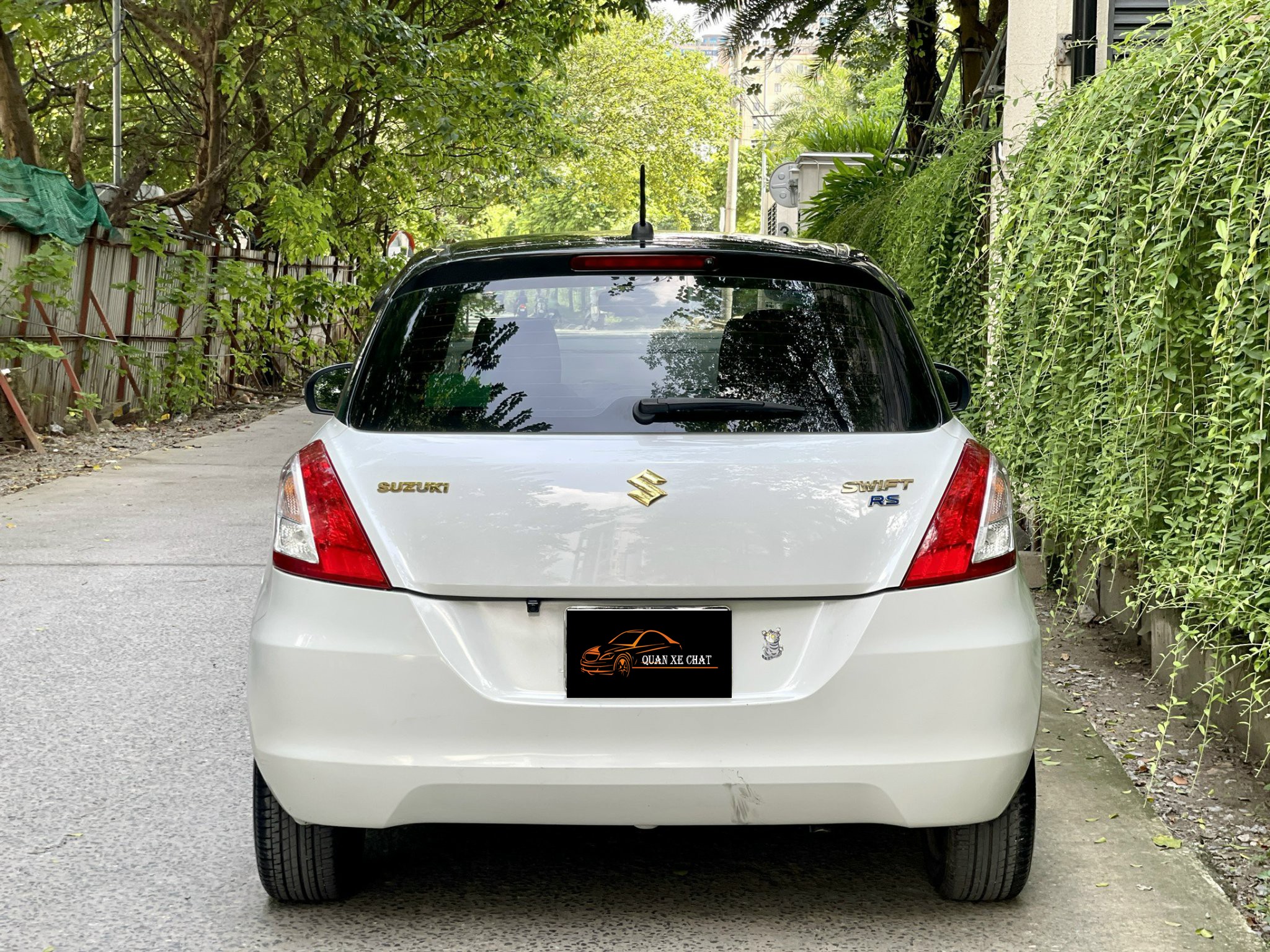 Bán xe Suzuki Swift 1.4AT 2017