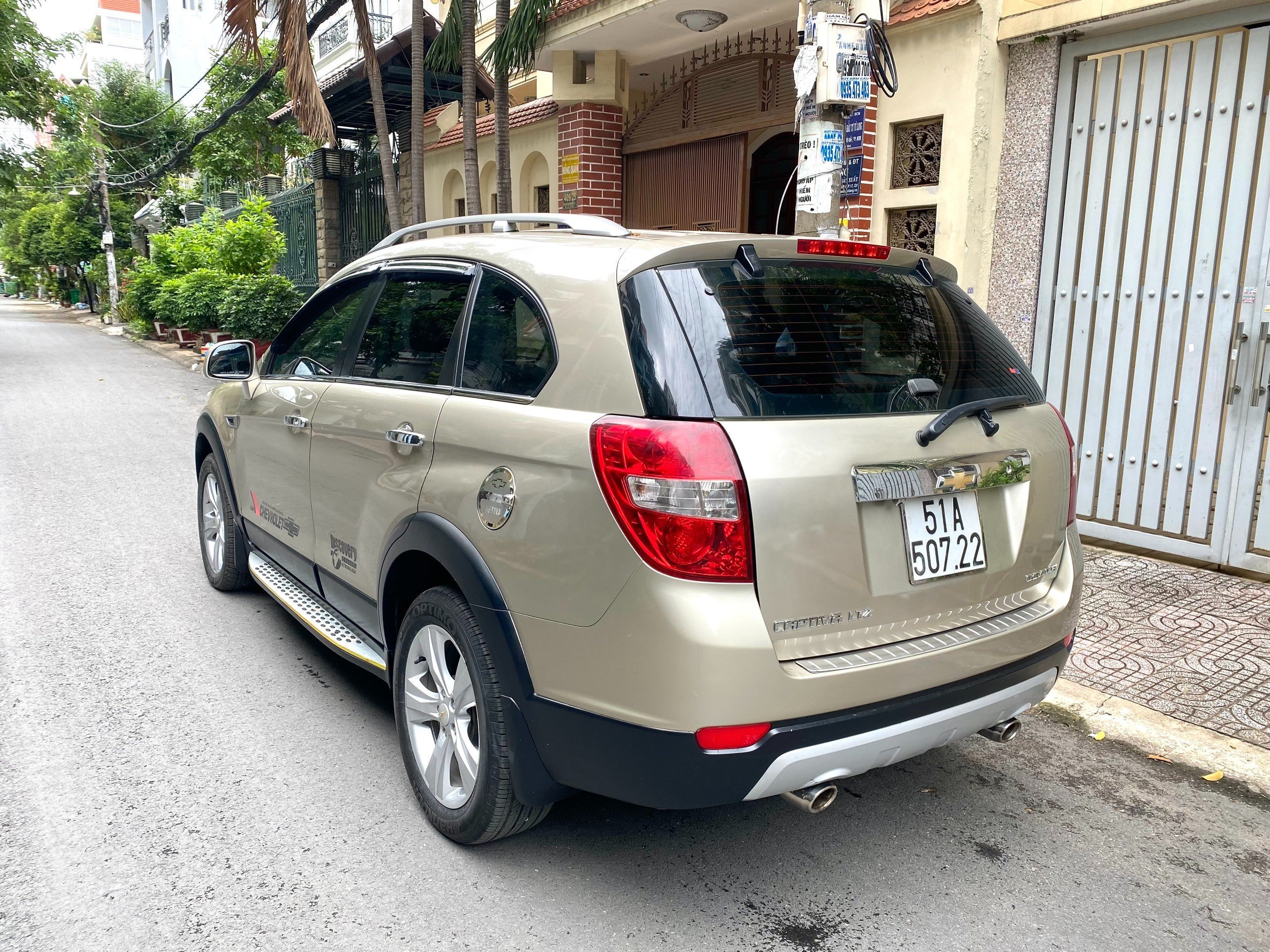 Bán xe Chevrolet Captiva LTZ 2.4 AT, đời 2014, màu Vàng nâu, giá 315 triệu