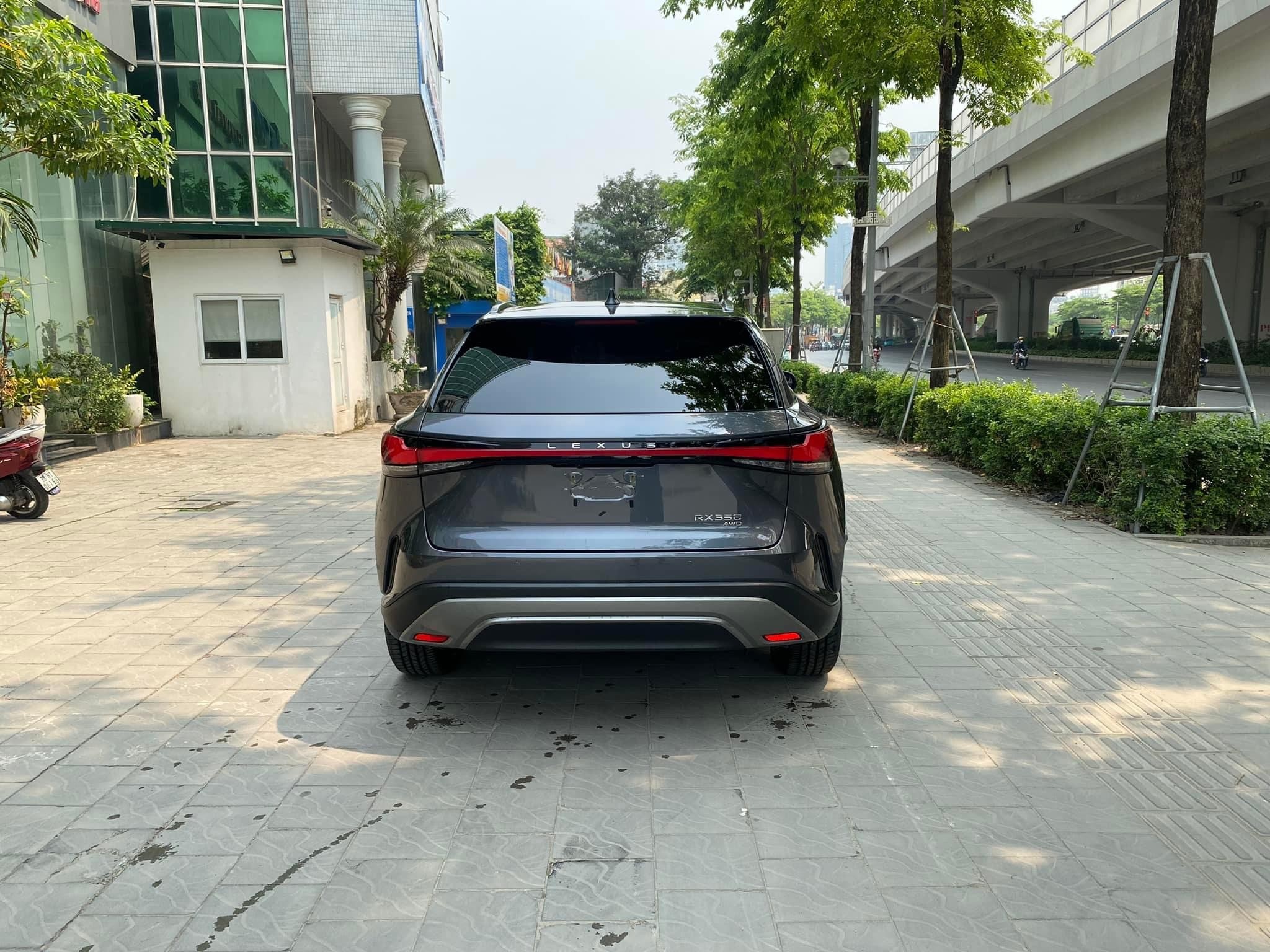 Bán Lexus RX350 Premium model và đăng ký 2023, xe chưa 1 vết xước.