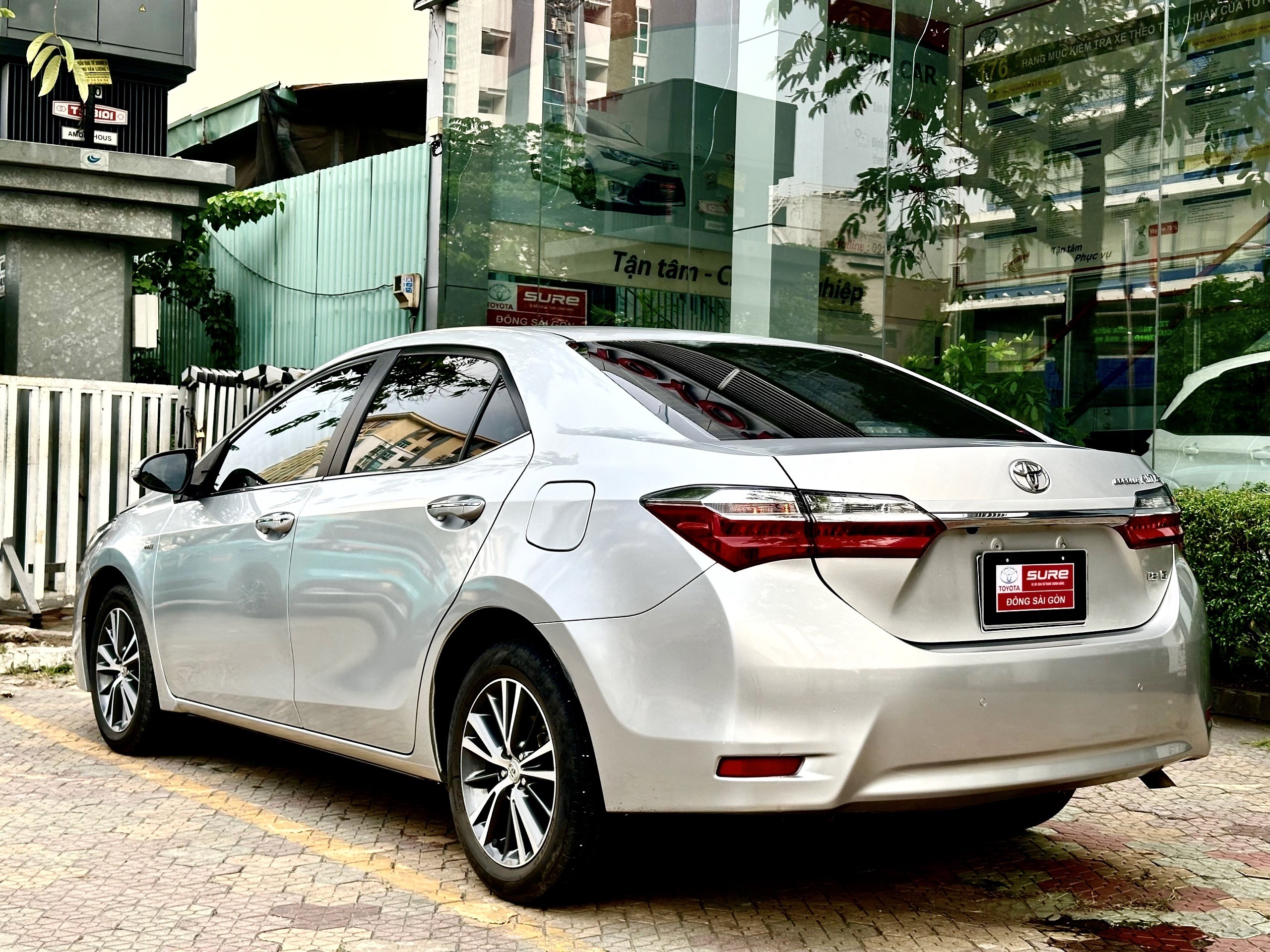 Toyota Corolla Altis 1.8G đời 2018, còn thương lượng