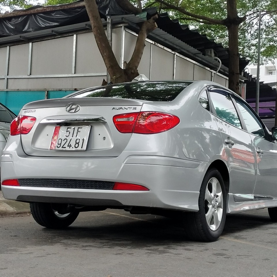  Bán xe Hyundai Avante 1.6AT, đời 2013, màu Bạc, giá 275 triệu