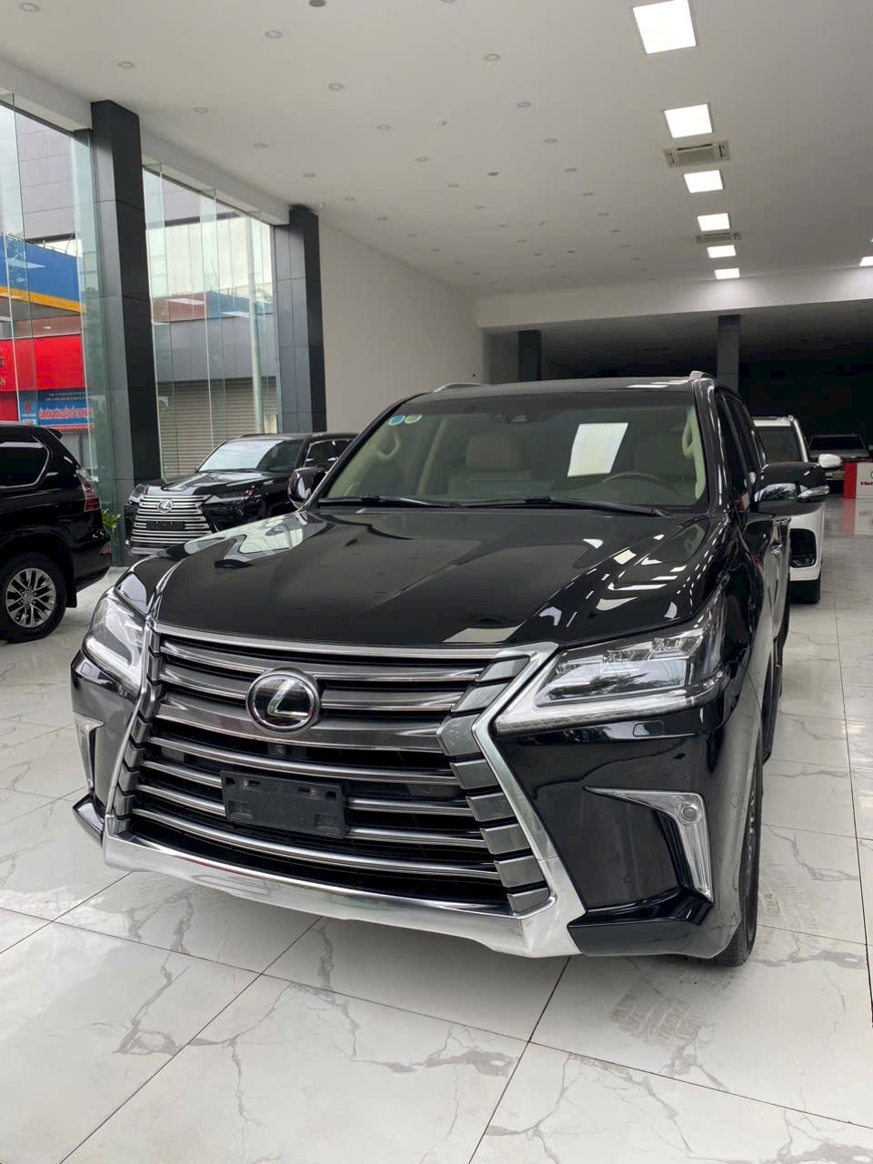 Bán Lexus LX570 nhập Mỹ 2016, biển Hà Nội, xe siêu mới, giá siêu rẻ.