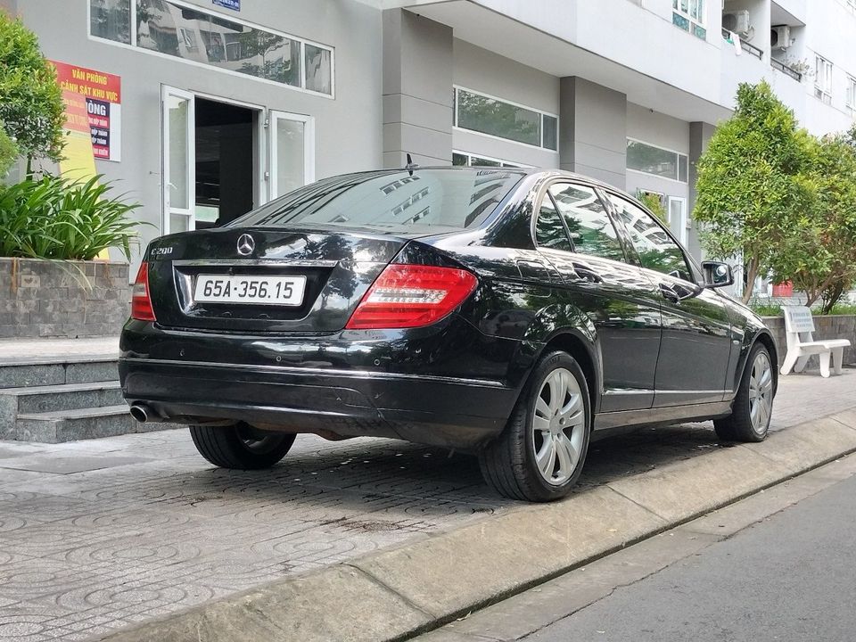 cần bán xe Mercedes Benz C200 1.8 AT đời 2008