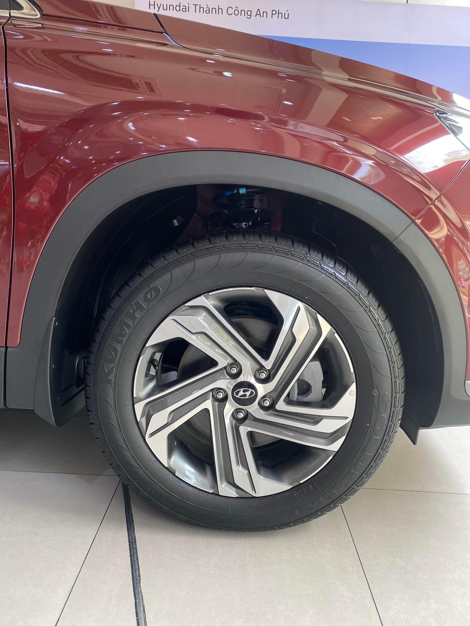 HYUNDAI SANTAFE DẦU TIÊU CHUẨN